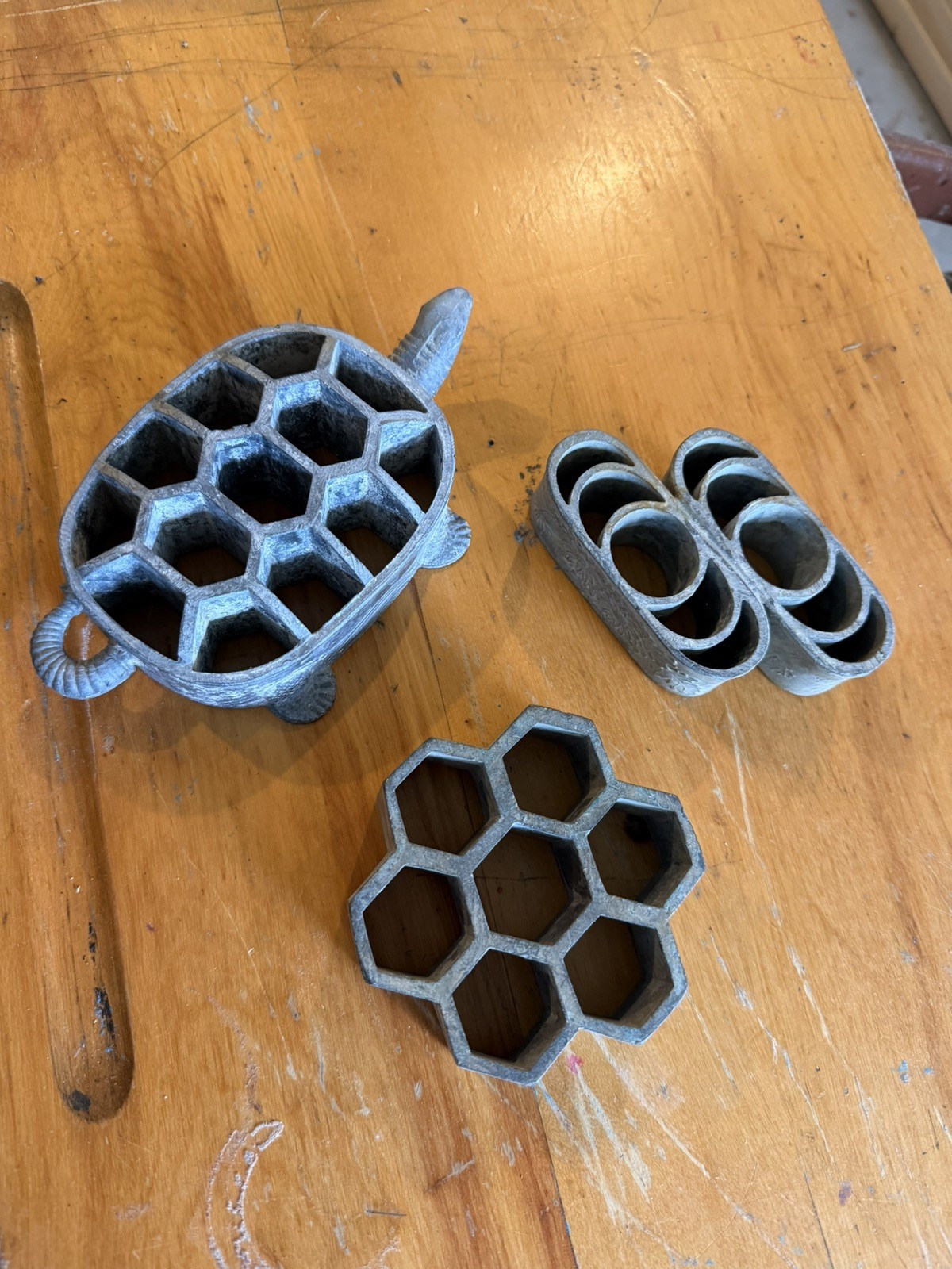Vintage Japanese Metal Turtle Flower Frog Ikebana Kenzan Floral Cast Lot of 3 Vintage Japanese Metal Turtle Flower Frog Ikebana Kenzan Floral Cast Lot of 3