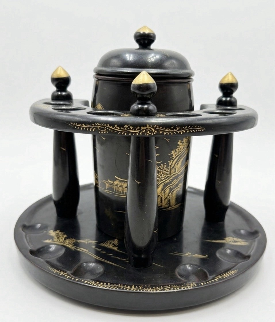 Vintage Japanese Black Lacquer Smoking Set Mt Fuji Pagoda Pipe Holder Vintage Japanese Black Lacquer Smoking Set Mt Fuji Pagoda Pipe Holder