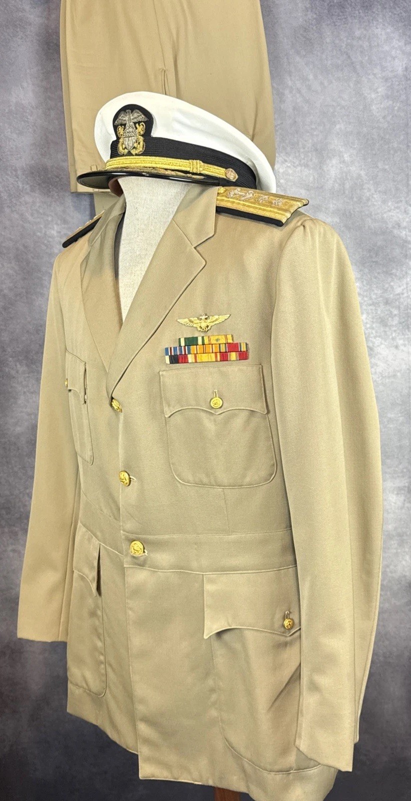 WWII USN Vice Admiral Allen Shinn Named Naval Aviator Uniform USS Forrestal WWII USN Vice Admiral Allen Shinn Named Naval Aviator Uniform USS Forrestal