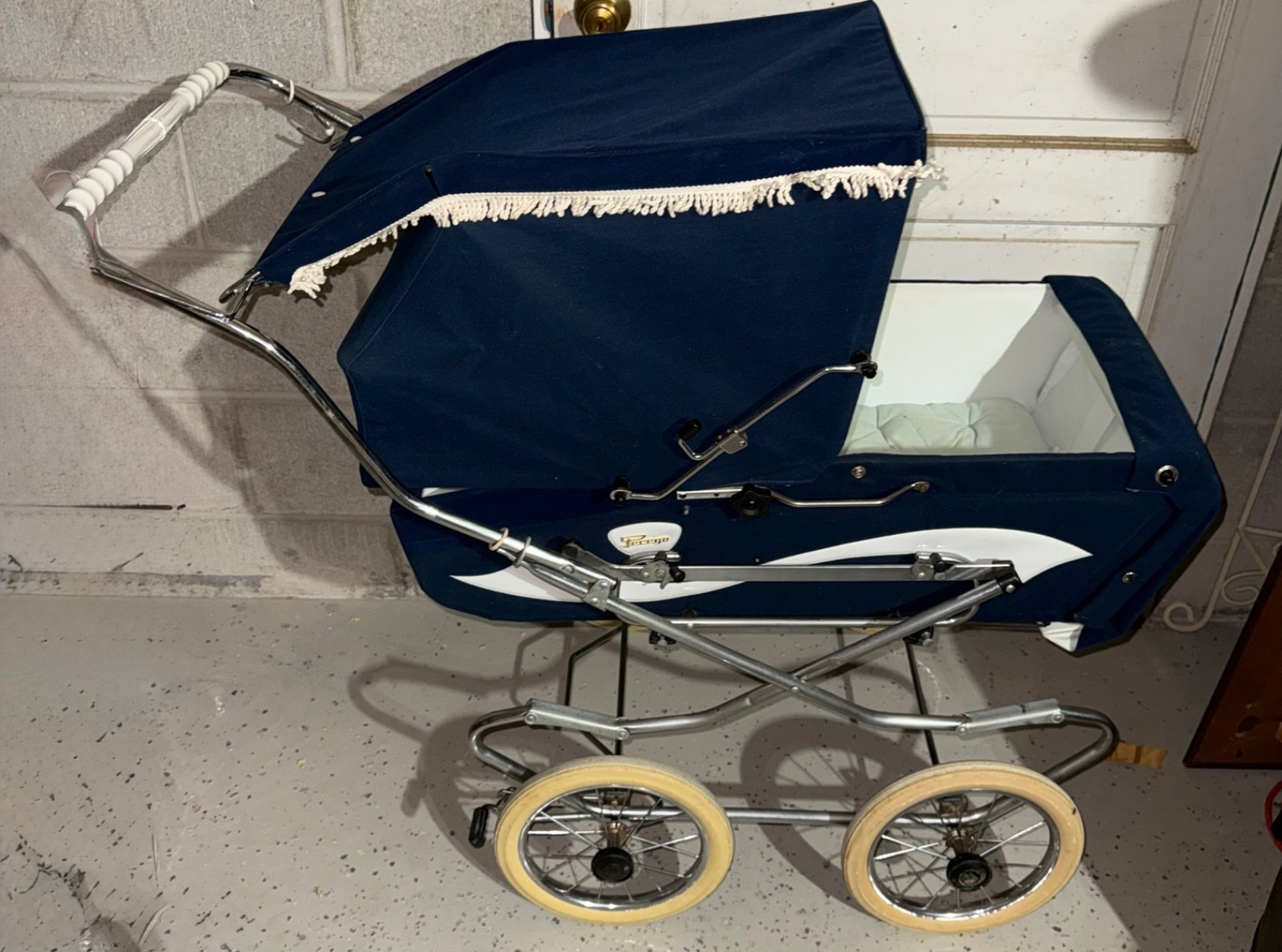 Vintage 1970s Peg Perego Giuseppe Baby Navy Pram Stroller System ITALY EXE CLEAN Vintage 1970s Peg Perego Giuseppe Baby Navy Pram Stroller System ITALY EXE CLEAN