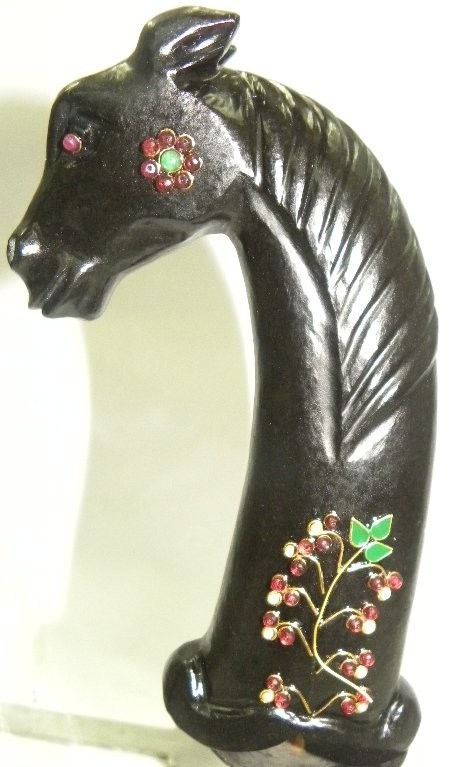 INCREDIBLE RARE JADE DAGGER HANDLE BLACK COLOR JEWELS STUDDED INCREDIBLE RARE JADE DAGGER HANDLE BLACK COLOR JEWELS STUDDED