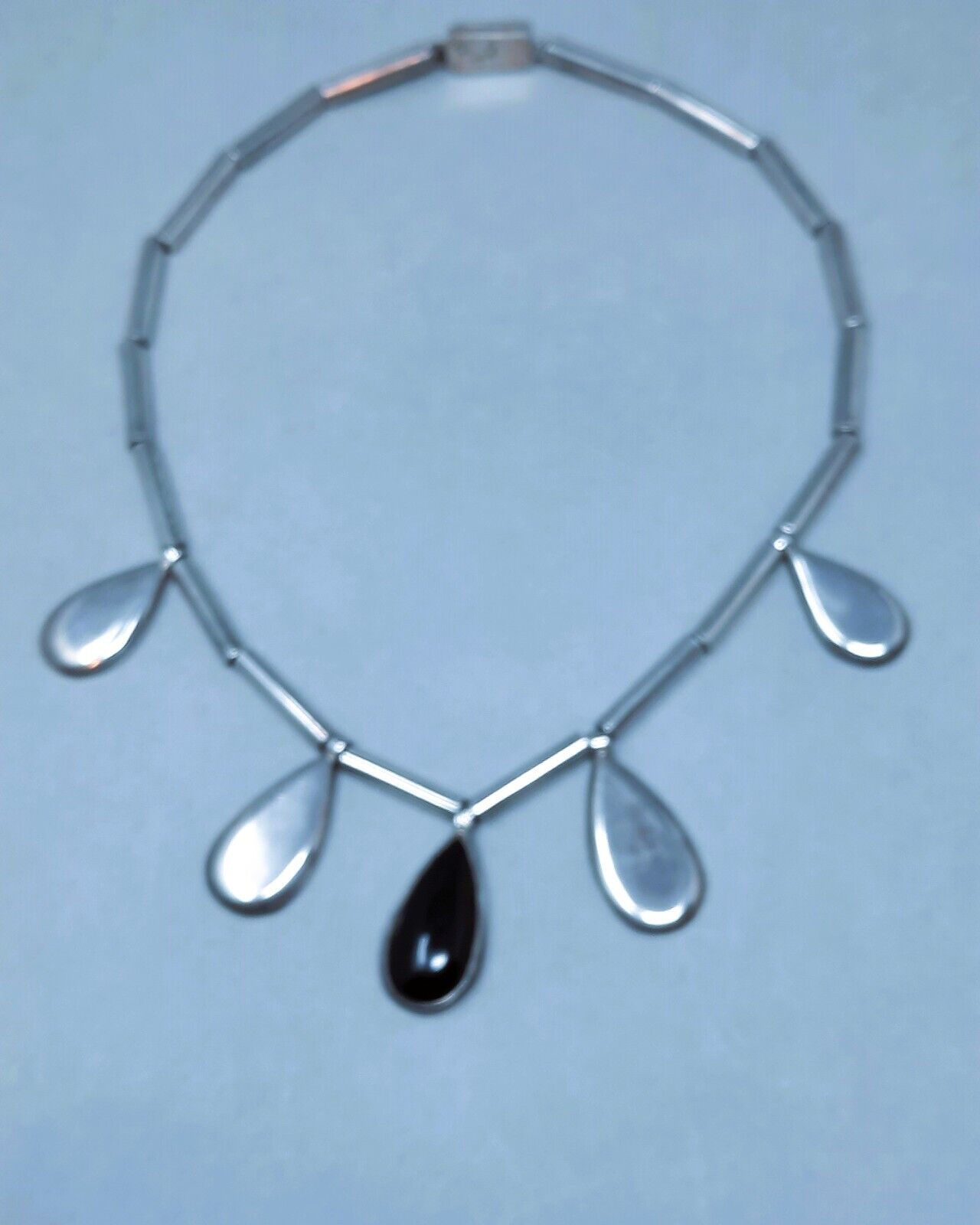 Superb vintage sterling silver and onyx necklace     Mexico TR-73
