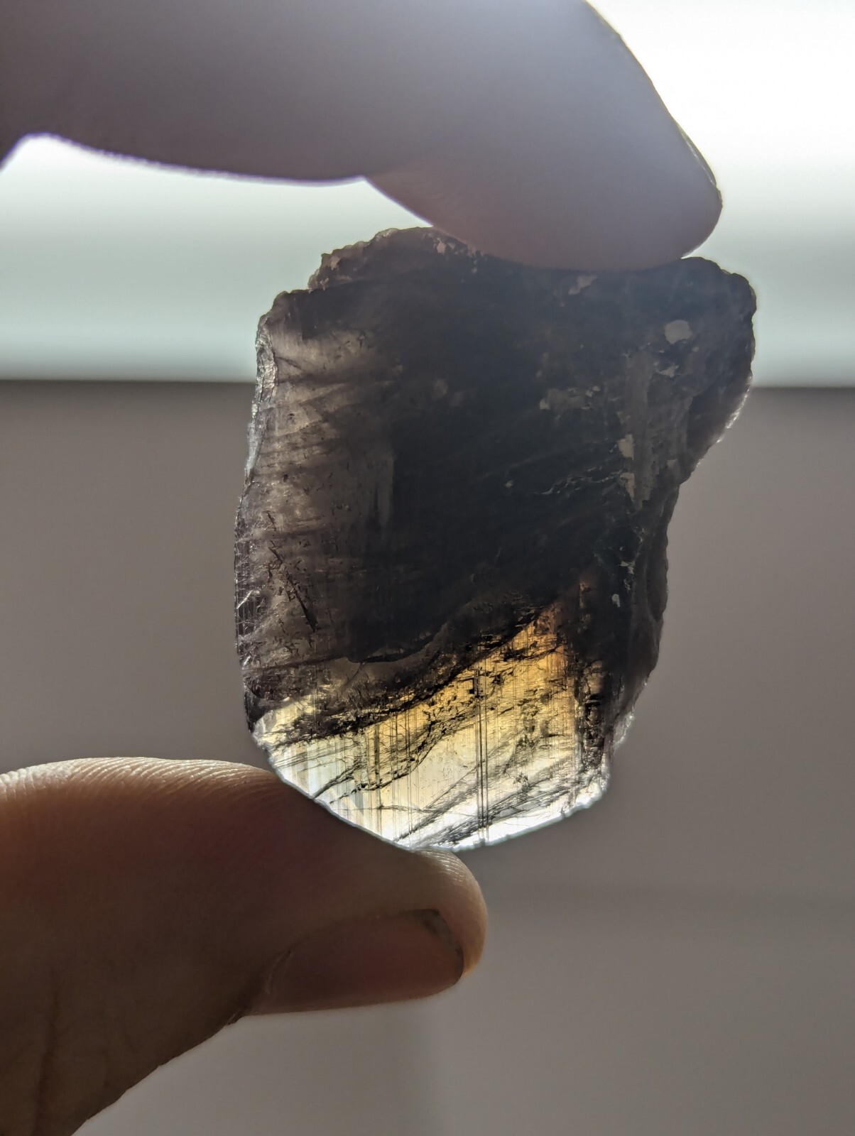 Large Natural Pleochroic Axinite Crystal, Big 112cts Large Natural Pleochroic Axinite Crystal, Big 112cts