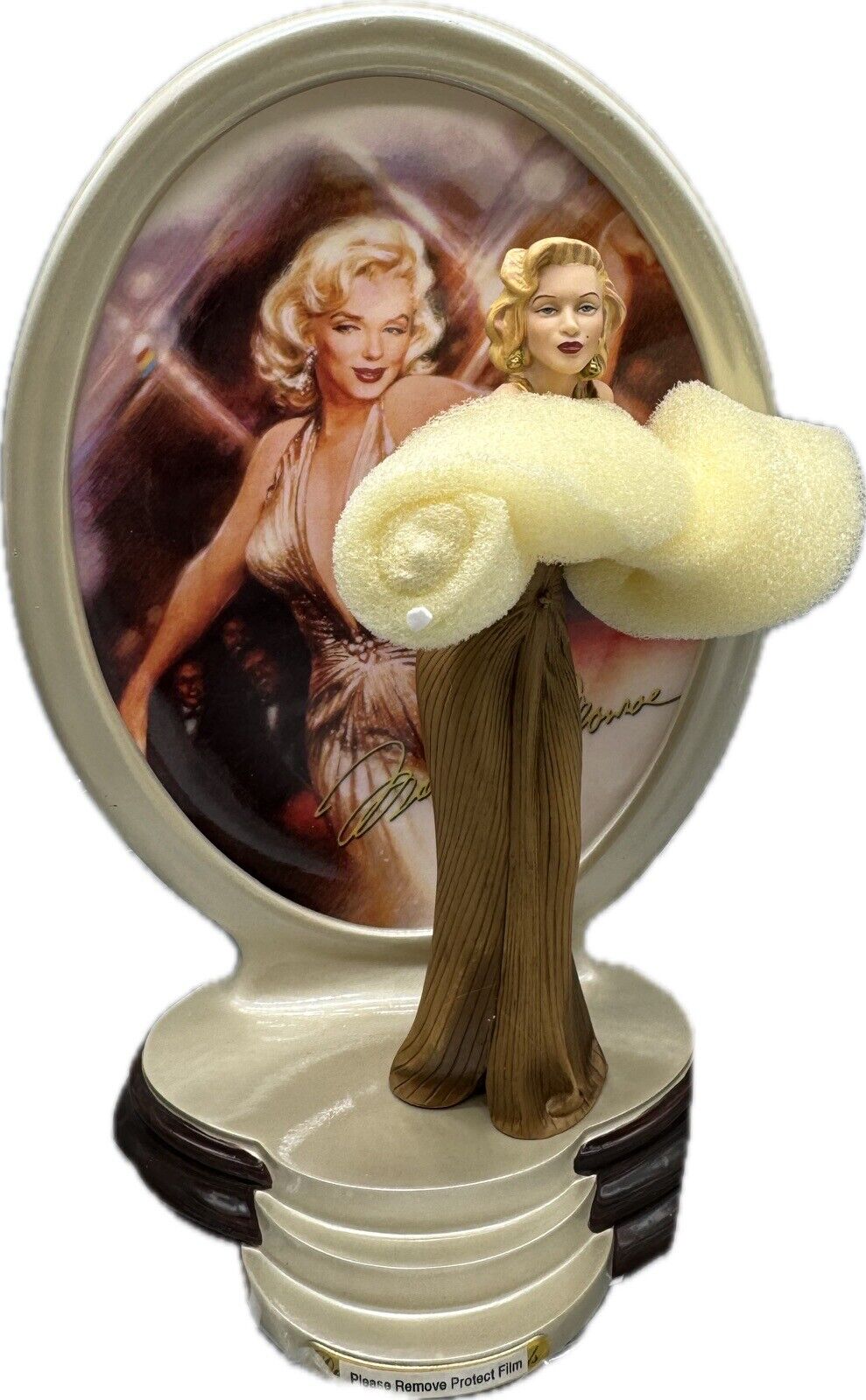 Marilyn Monroe Diamonds & Pearls All That Glitters Statue Plate COA
