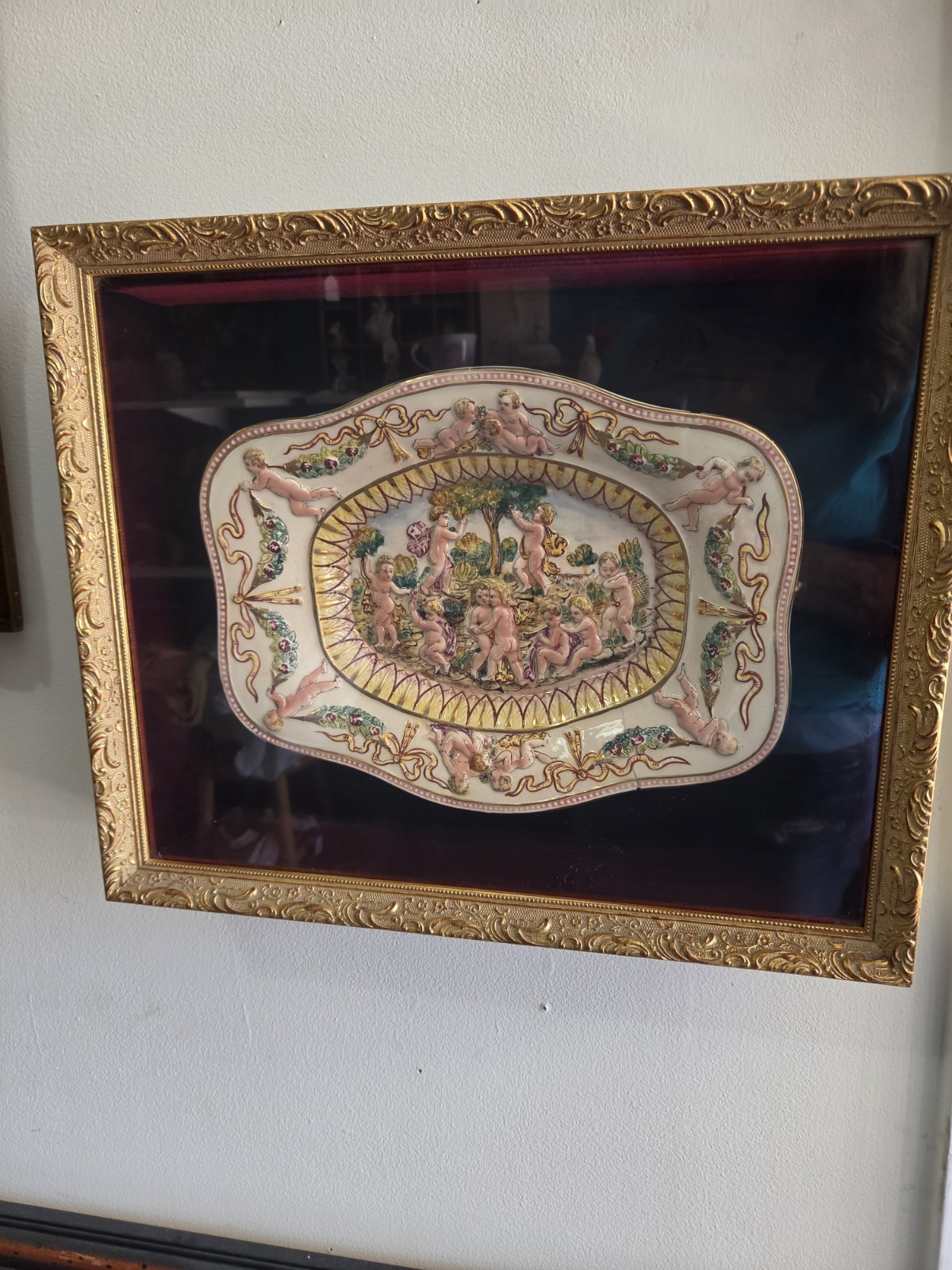 Vintage Majolica Porcelain Capodimonte Bias Relief Plate Wall Display Italy Vintage Majolica Porcelain Capodimonte Bias Relief Plate Wall Display Italy