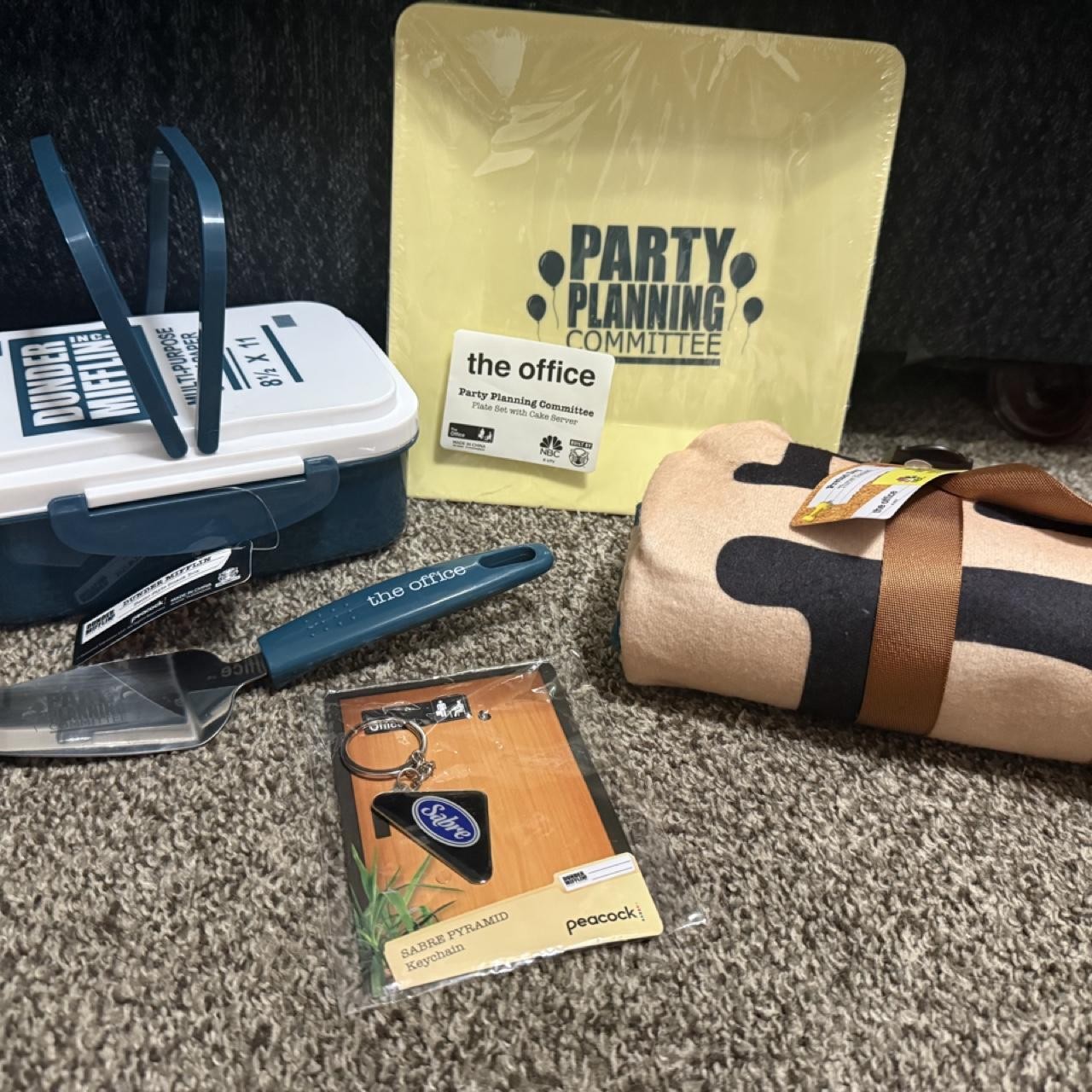 The Office Dunder Mifflin gift set with pretzel day throw blanket, bento box,etc The Office Dunder Mifflin gift set with pretzel day throw blanket, bento box,etc