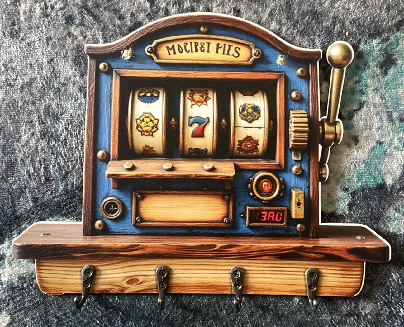 Classic Slot Machine Key Holder- wooden, 3d effect with Four Metal Hooks-NEW Classic Slot Machine Key Holder- wooden, 3d effect with Four Metal Hooks-NEW