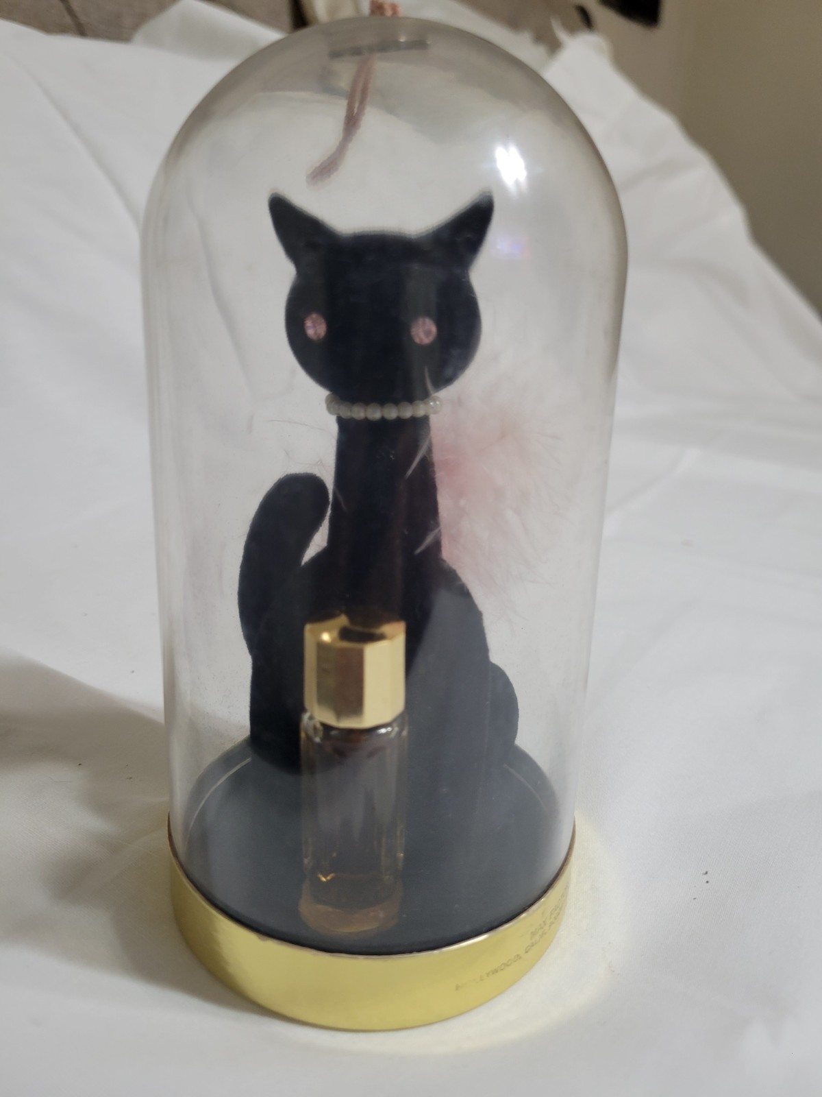 Vntg Max Factor Hypnotique Blk Cat Pink Eyes Pearl Necklace Vntg Max Factor Hypnotique Blk Cat Pink Eyes Pearl Necklace