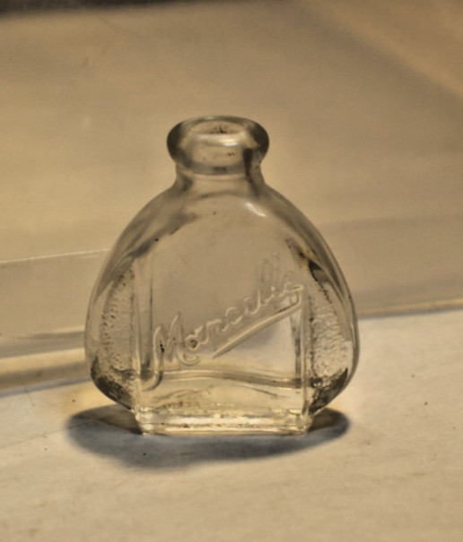 1910-1930s Marcelle Brilliantine Glass Bottle 2" cosmetics container 1910-1930s Marcelle Brilliantine Glass Bottle 2" cosmetics container
