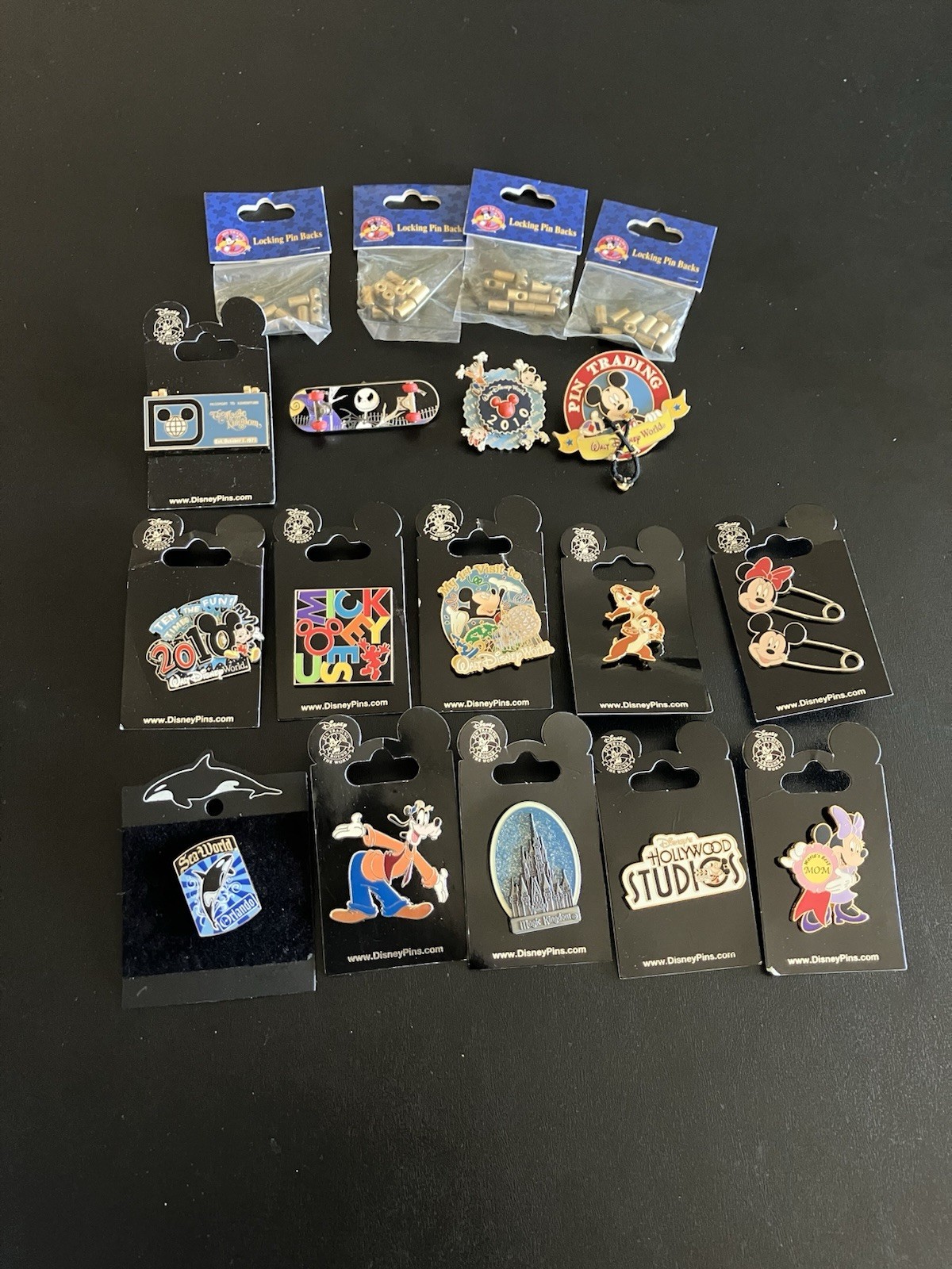 Disney Pin Trading Lot - 14 Total Disney Pin Trading Lot - 14 Total