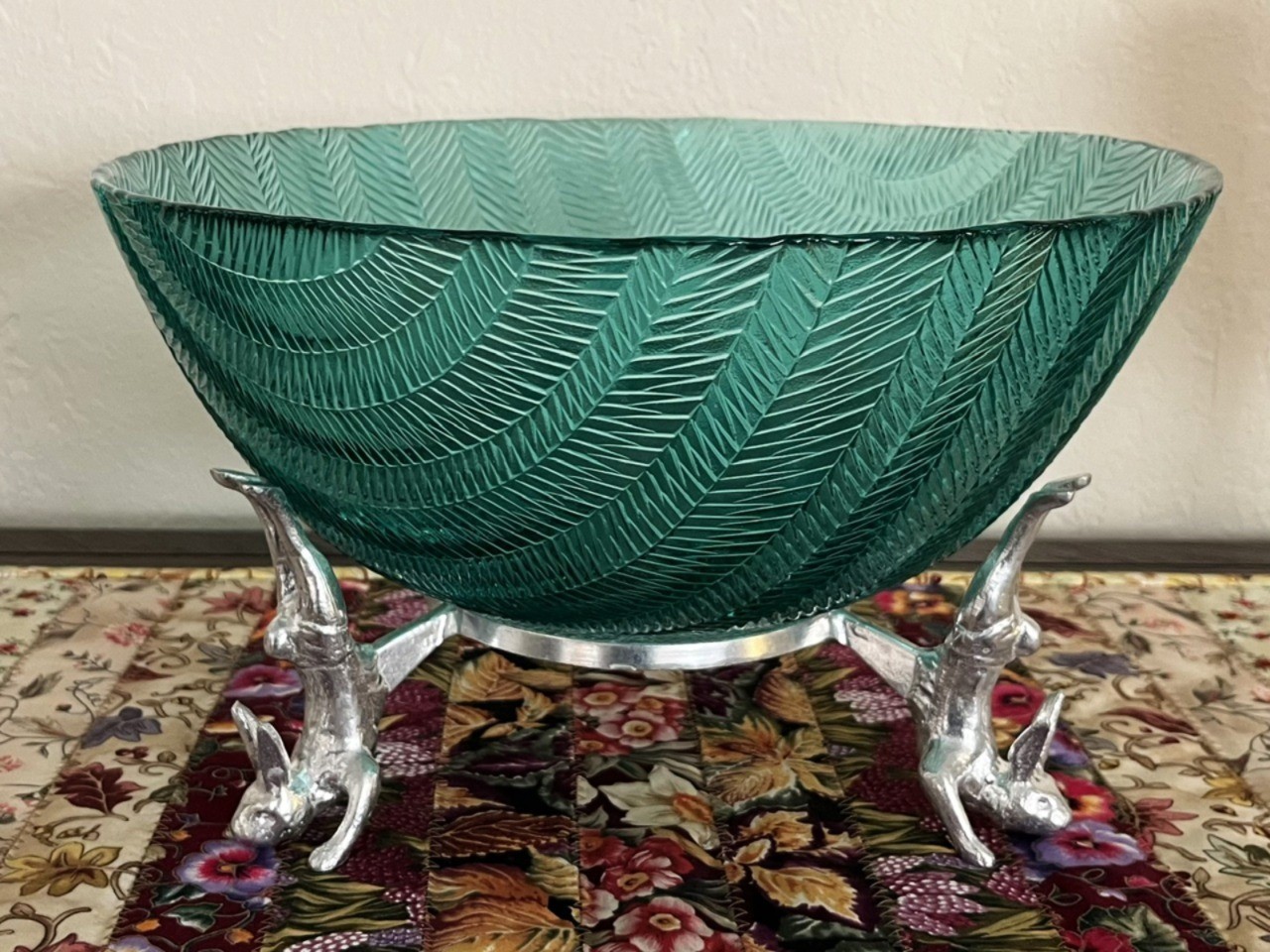 Arthur Court 1993 Emerald Green Glass Centerpiece on Stylized Animal Stand Arthur Court 1993 Emerald Green Glass Centerpiece on Stylized Animal Stand