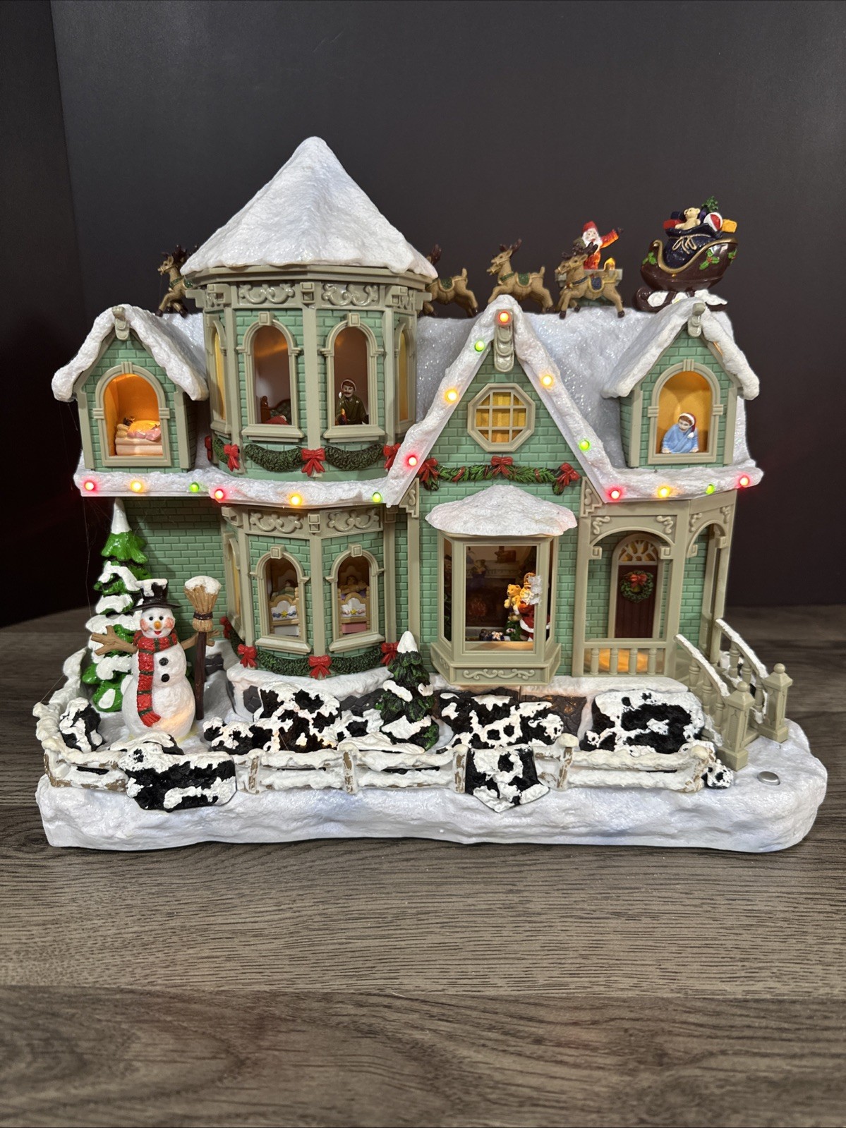 Twas The Night Before Christmas Story-Telling House With Lights And Sound
