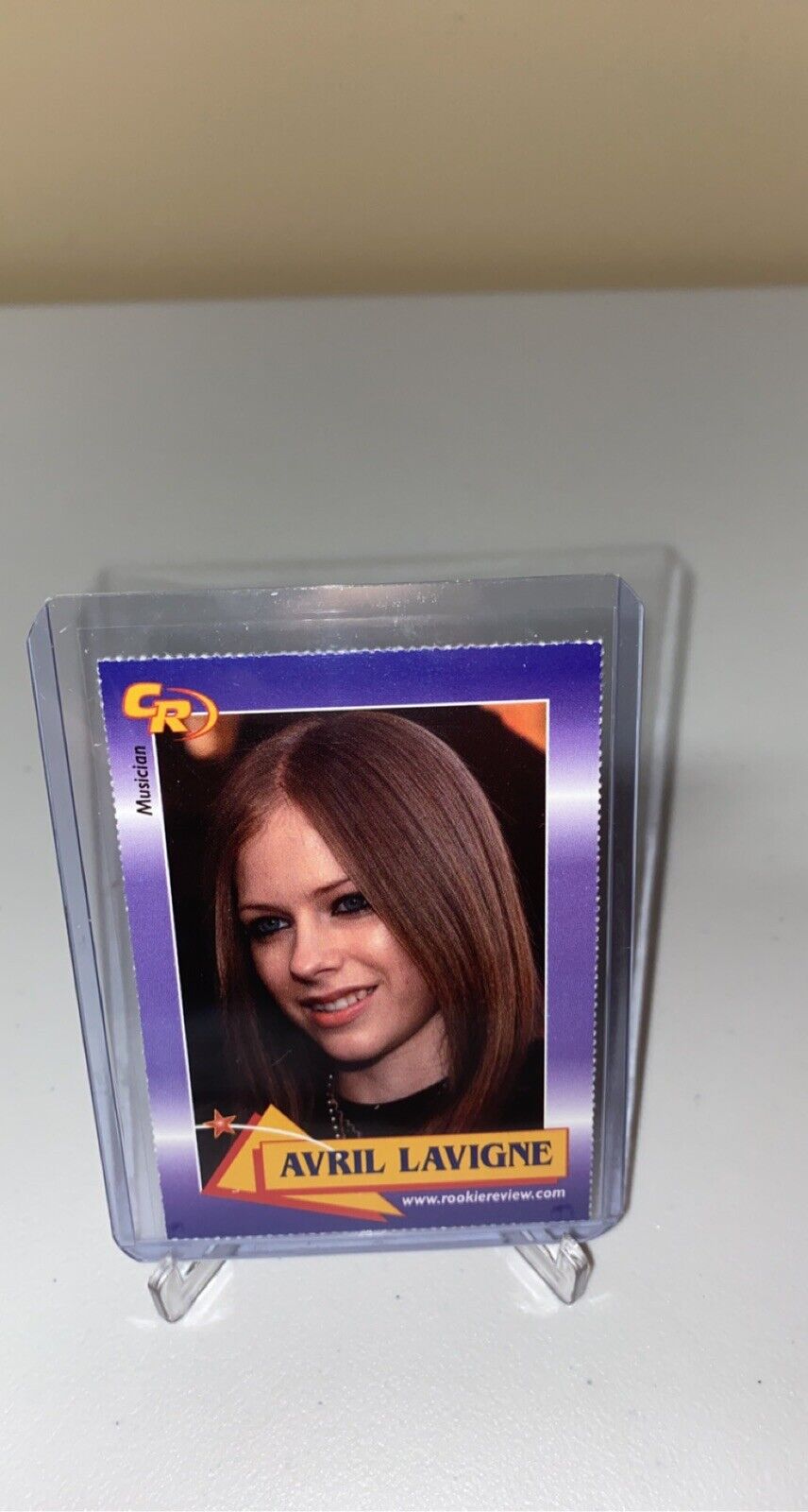 Celebrity Review 2003 Avril Lavigne Rookie Review Card #8 MINT