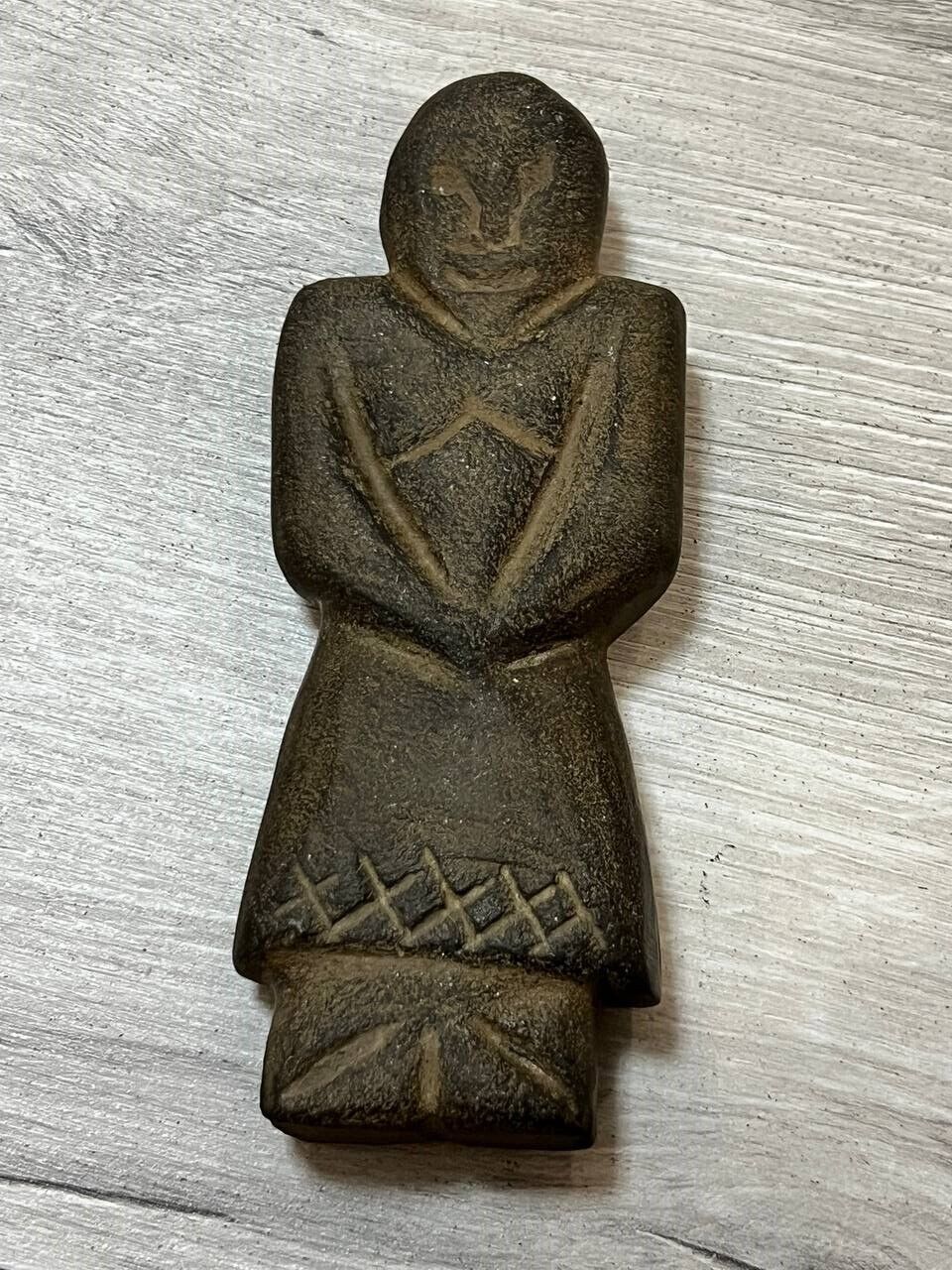The ancient stone woman is an artifact of the Scythian culture.3-5 CENTURY