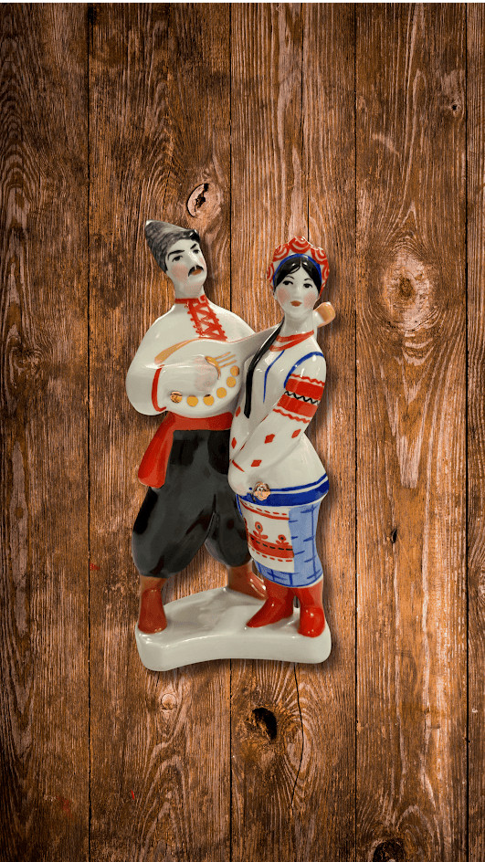 Mid-20th Century Vintage USSR Figurine "Levko and Oksana" Piece Mid-20th Century Vintage USSR Figurine "Levko and Oksana" Piece