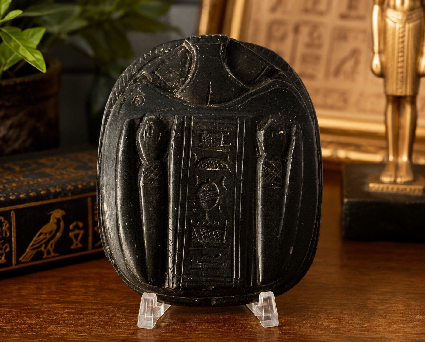 Vintage Egyptian Hand Carved Black Serpentine Stone Paperweight Hieroglyphic Vintage Egyptian Hand Carved Black Serpentine Stone Paperweight Hieroglyphic