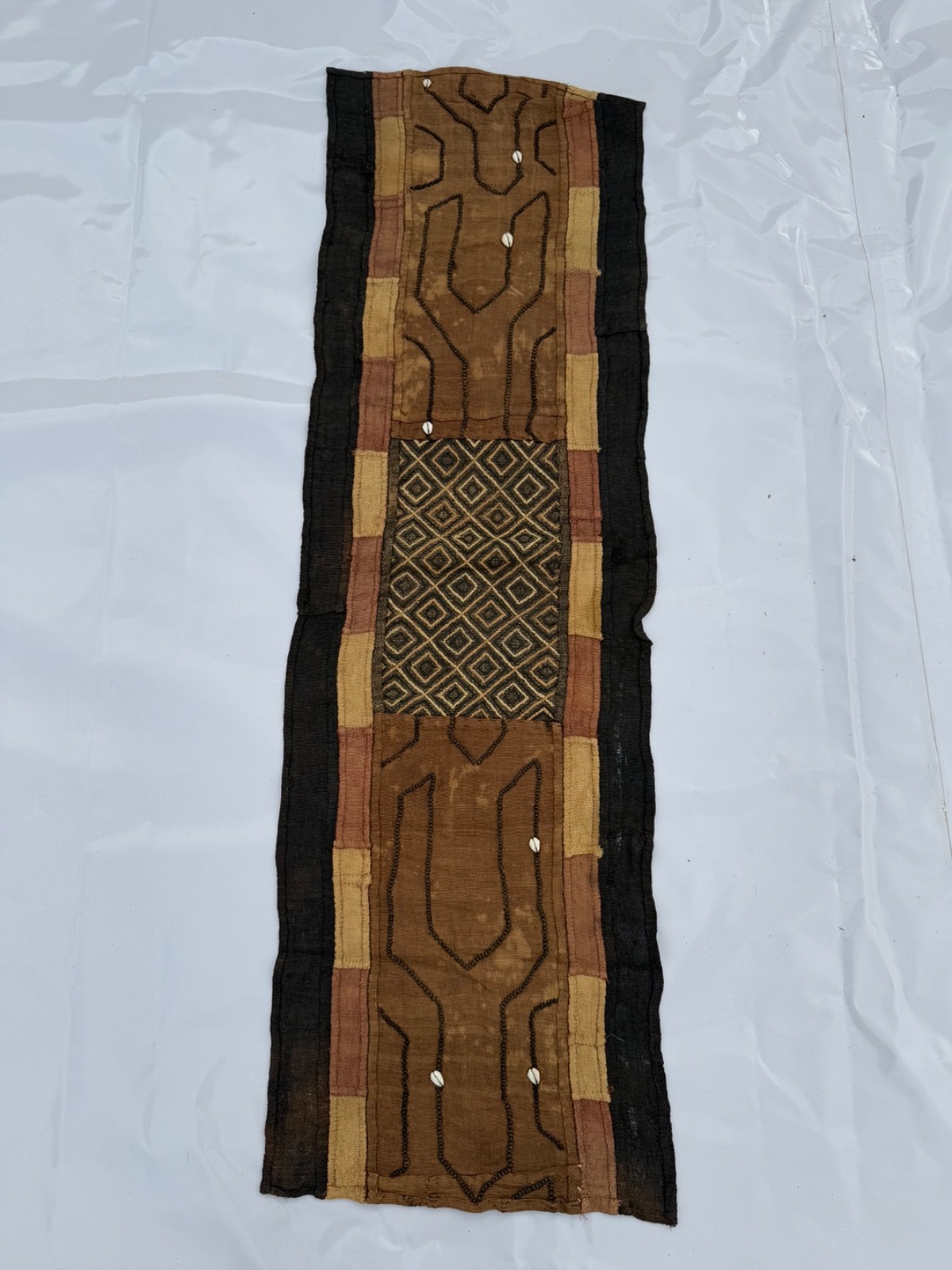 Vintage hand woven african raffia congo cloth textile 138x42 cm Vintage hand woven african raffia congo cloth textile 138x42 cm