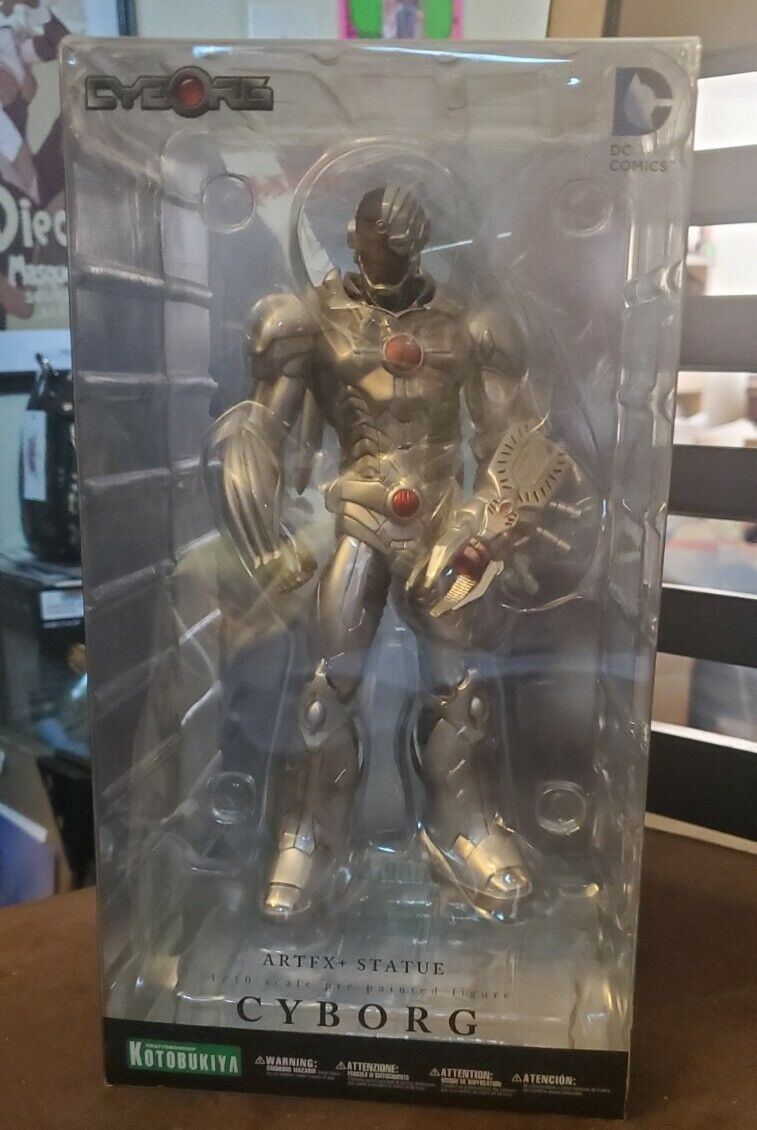 DC Comics Cyborg Kotobukiya ARTFX+ Statue