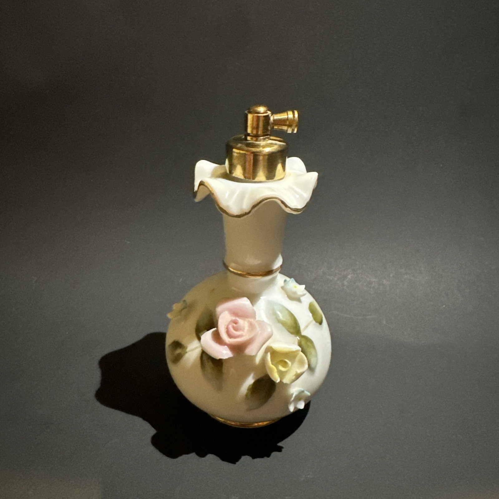 Antique/Vintage Wales Japan perfume bottle Antique/Vintage Wales Japan perfume bottle