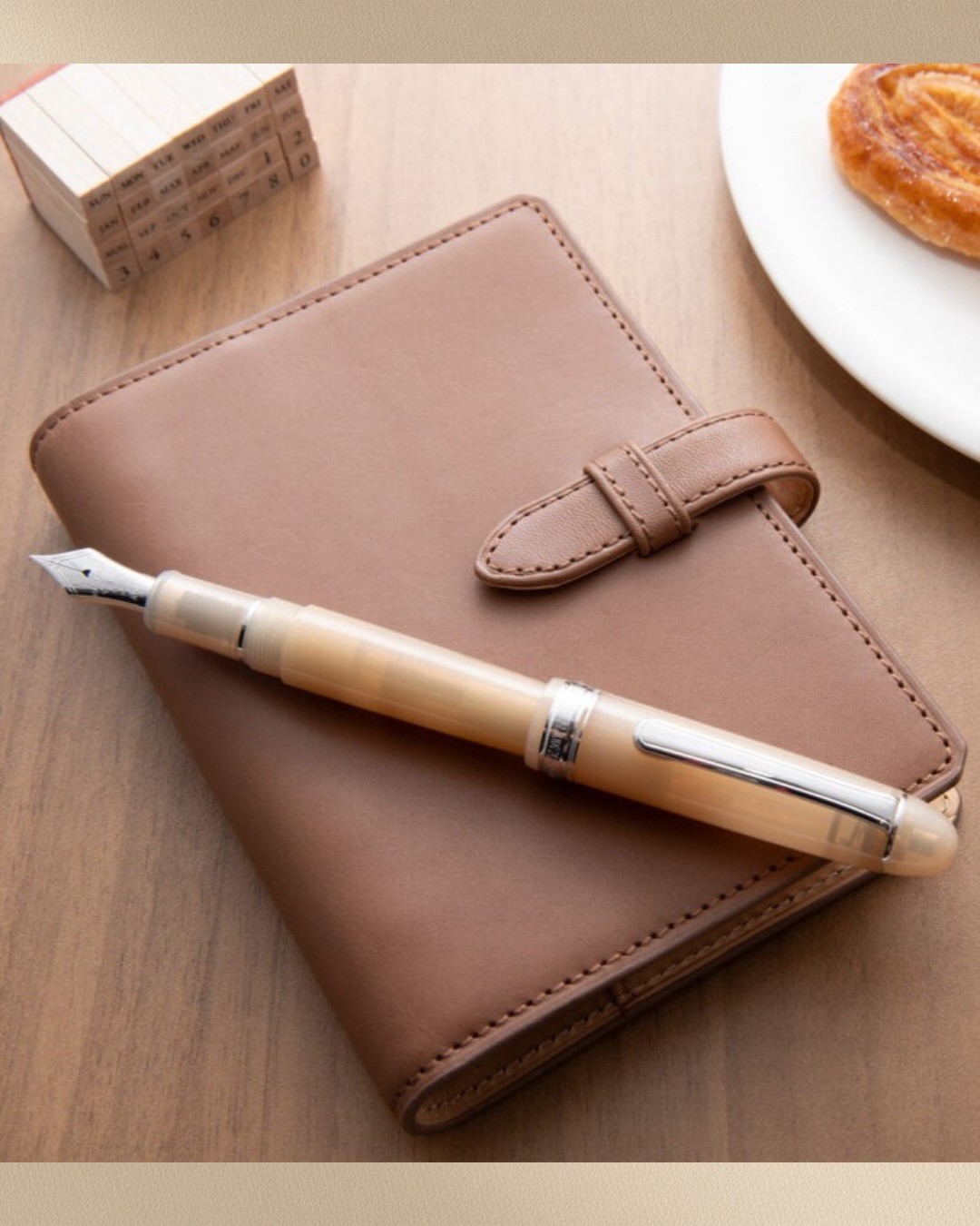 NAGASAWA Kobe Origin Milk Tea 14K Platinum 3776 Fountain Pen Japan NAGASAWA Kobe Origin Milk Tea 14K Platinum 3776 Fountain Pen Japan