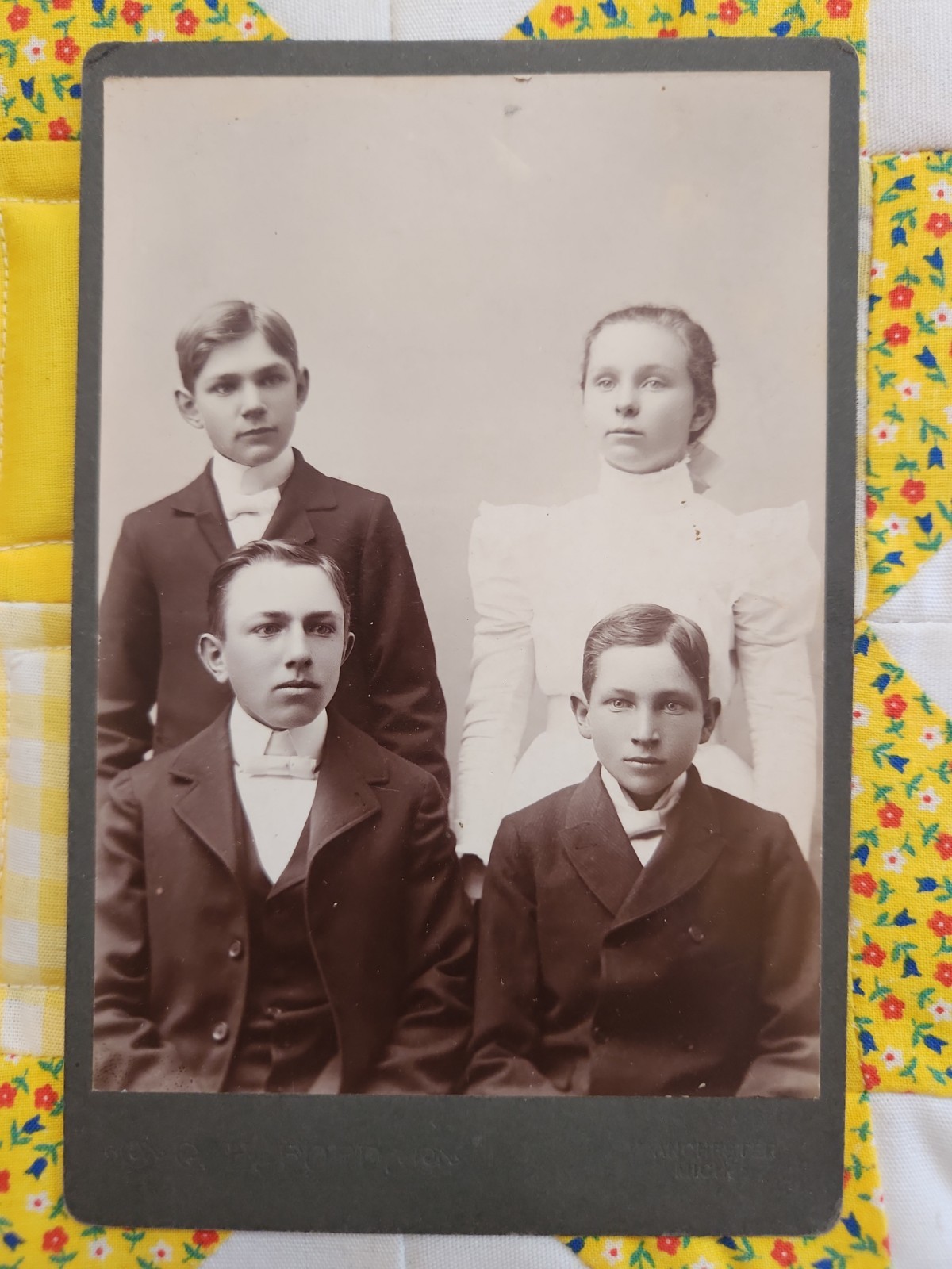 VTG Cabinet Card 1890s Antique Portrait Four Siblings Mutton Sleeve Dress VTG Cabinet Card 1890s Antique Portrait Four Siblings Mutton Sleeve Dress