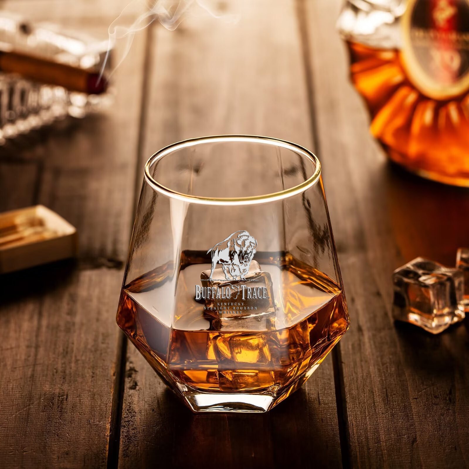 BUFFALO TRACE Collectible Whiskey Glass BUFFALO TRACE Collectible Whiskey Glass