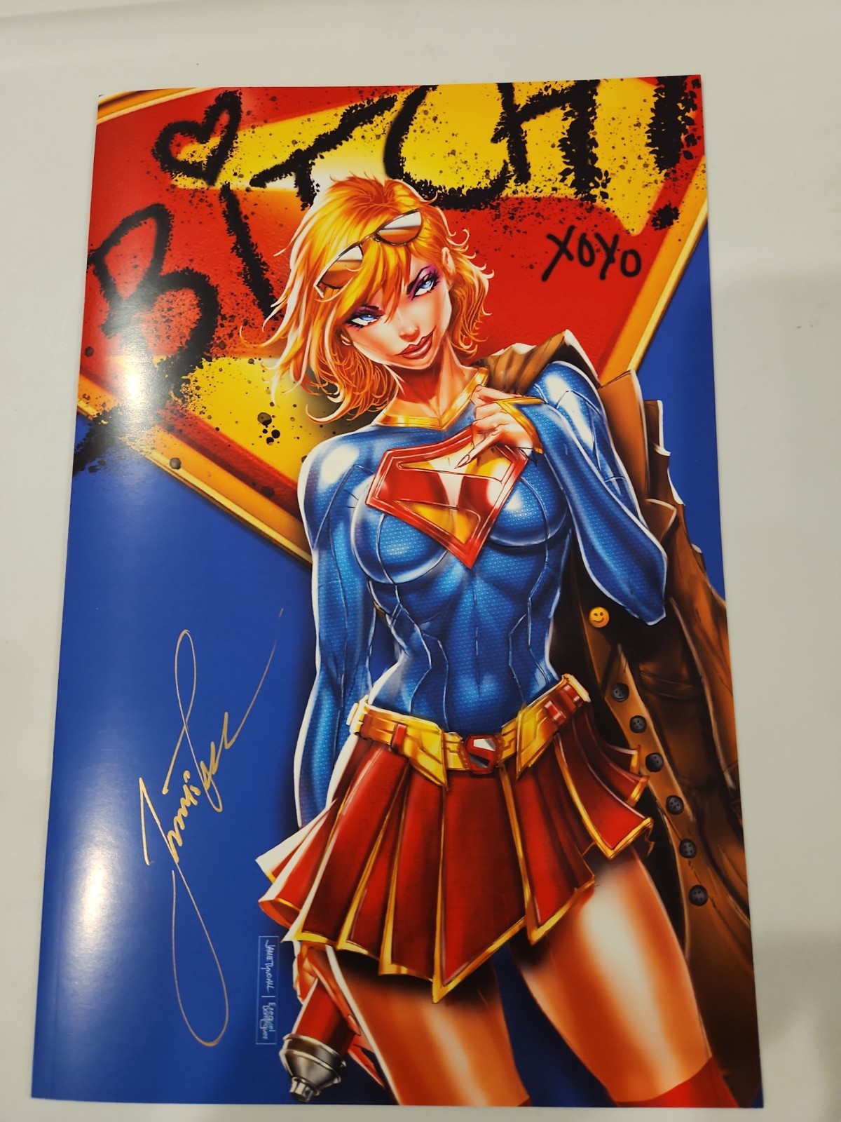 White Widow #3 Jamie Tyndall Supergirl Variant Cover Signed w/ COA White Widow #3 Jamie Tyndall Supergirl Variant Cover Signed w/ COA