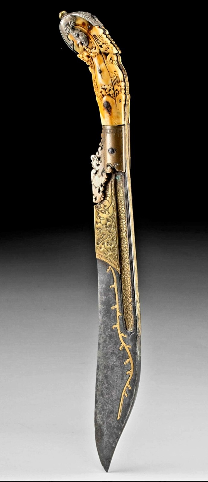 Antique 18th Century Original Sri Lankan Piha Keatta Steel & Hand Carved Dagger Antique 18th Century Original Sri Lankan Piha Keatta Steel & Hand Carved Dagger