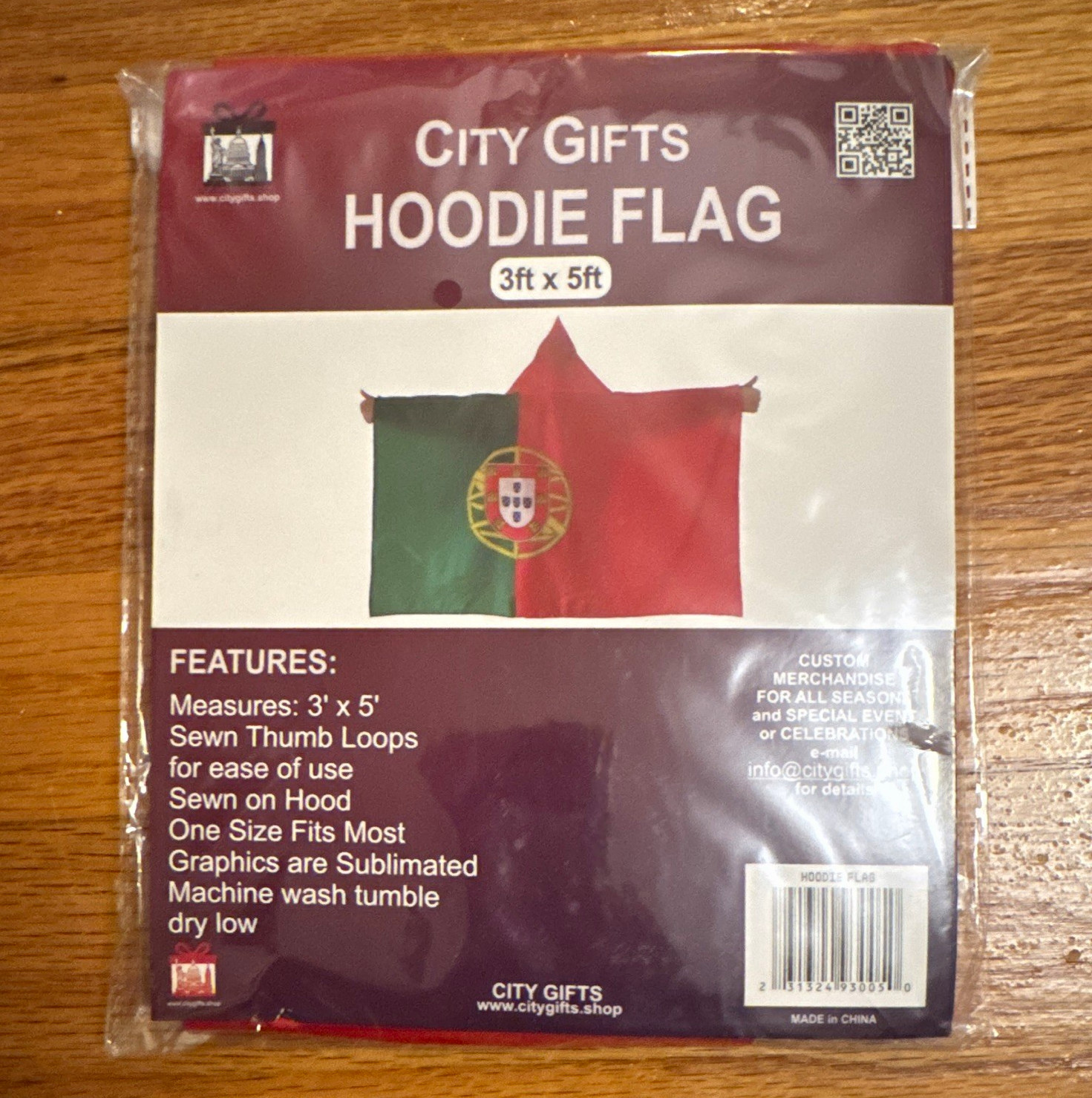 City Gifts Portugal Hoodie Flag 3ft x 5ft (One Size Fits Most) City Gifts Portugal Hoodie Flag 3ft x 5ft (One Size Fits Most)