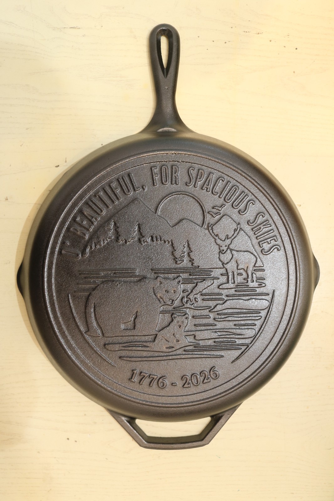 Lodge L10SKA250 12" Cast Iron Skillet 250th Anniversary 1776-2026 NEW Lodge L10SKA250 12" Cast Iron Skillet 250th Anniversary 1776-2026 NEW