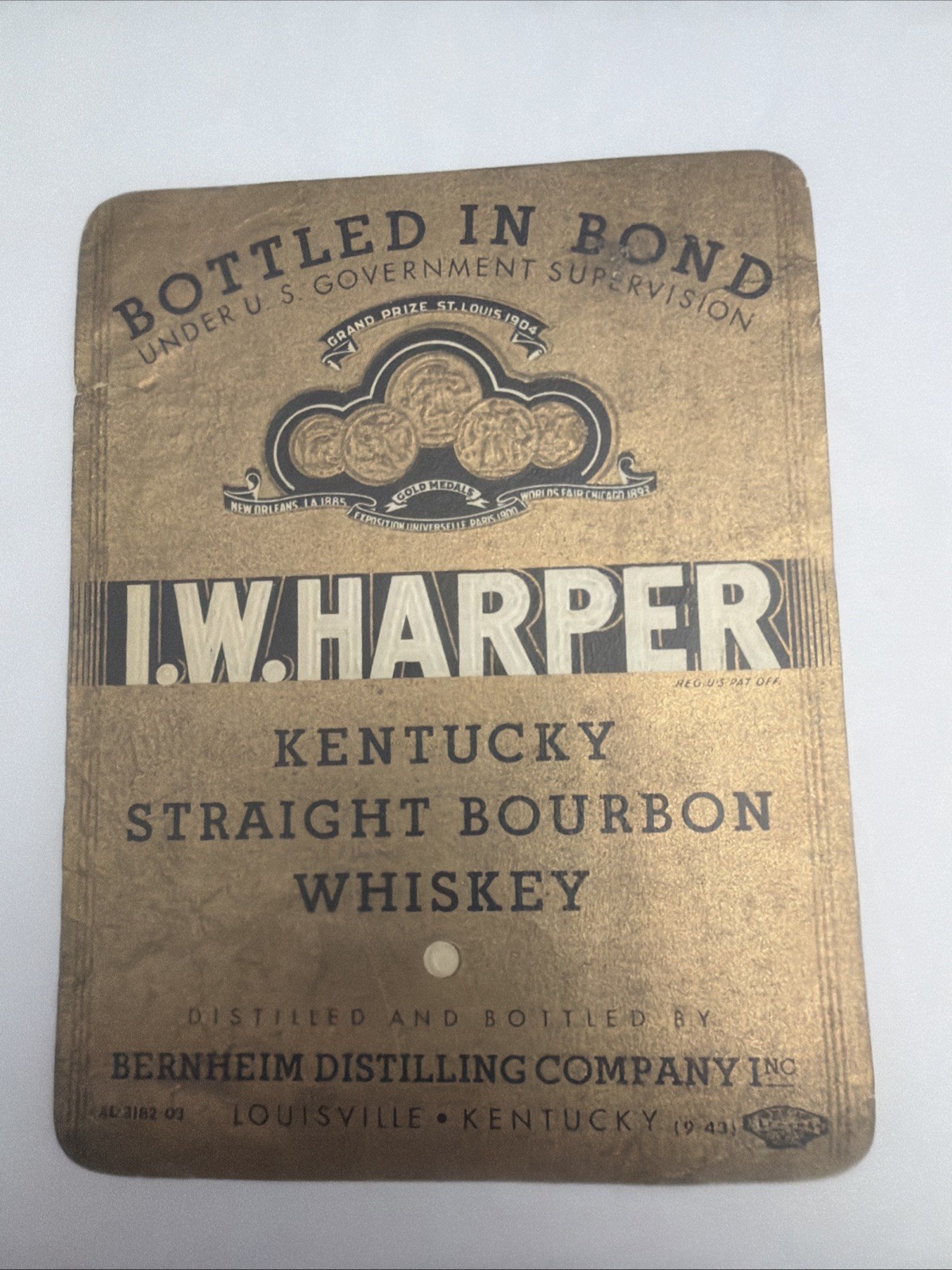 1942 1948 I. W. HARPER Kentucky Bourbon Whiskey LABELs 1942 1948 I. W. HARPER Kentucky Bourbon Whiskey LABELs