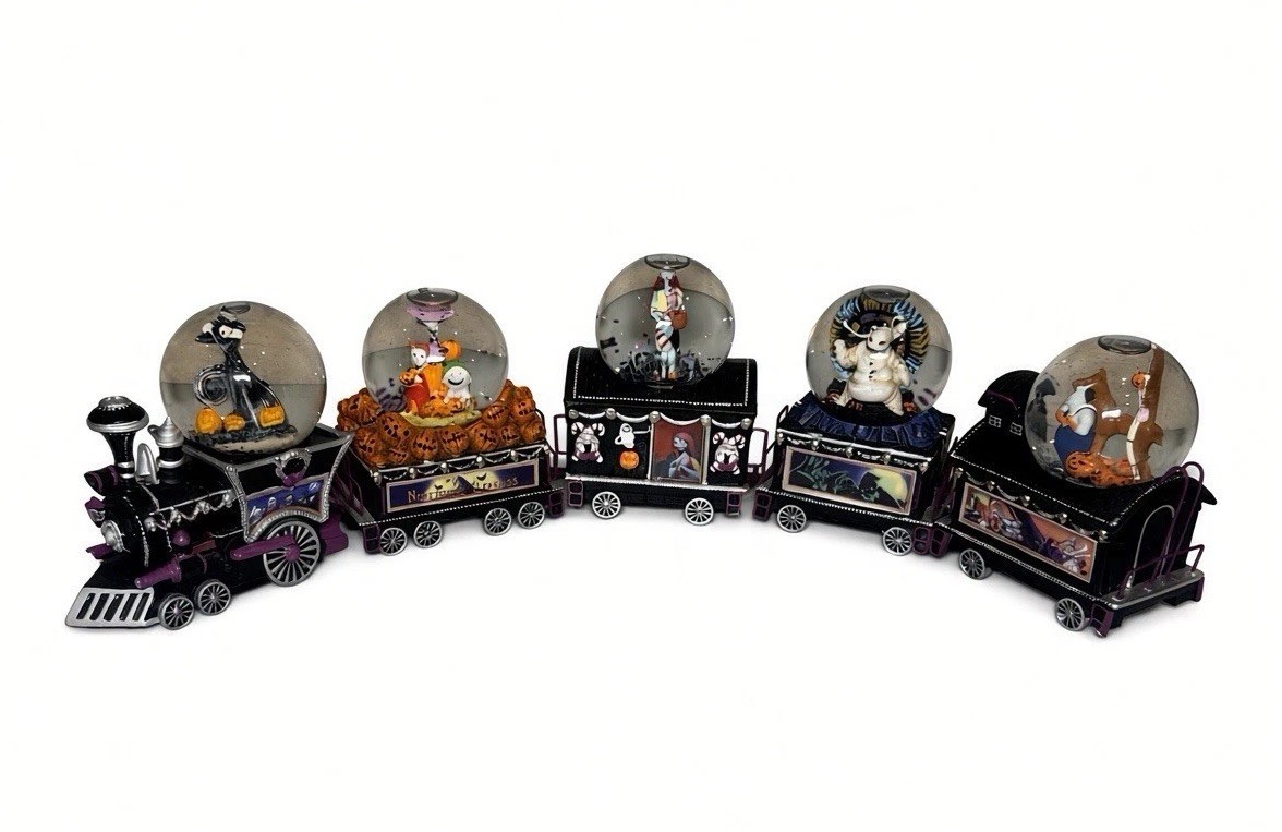 tim burton nightmare before christmas Trains Globes Set Of 5 tim burton nightmare before christmas Trains Globes Set Of 5
