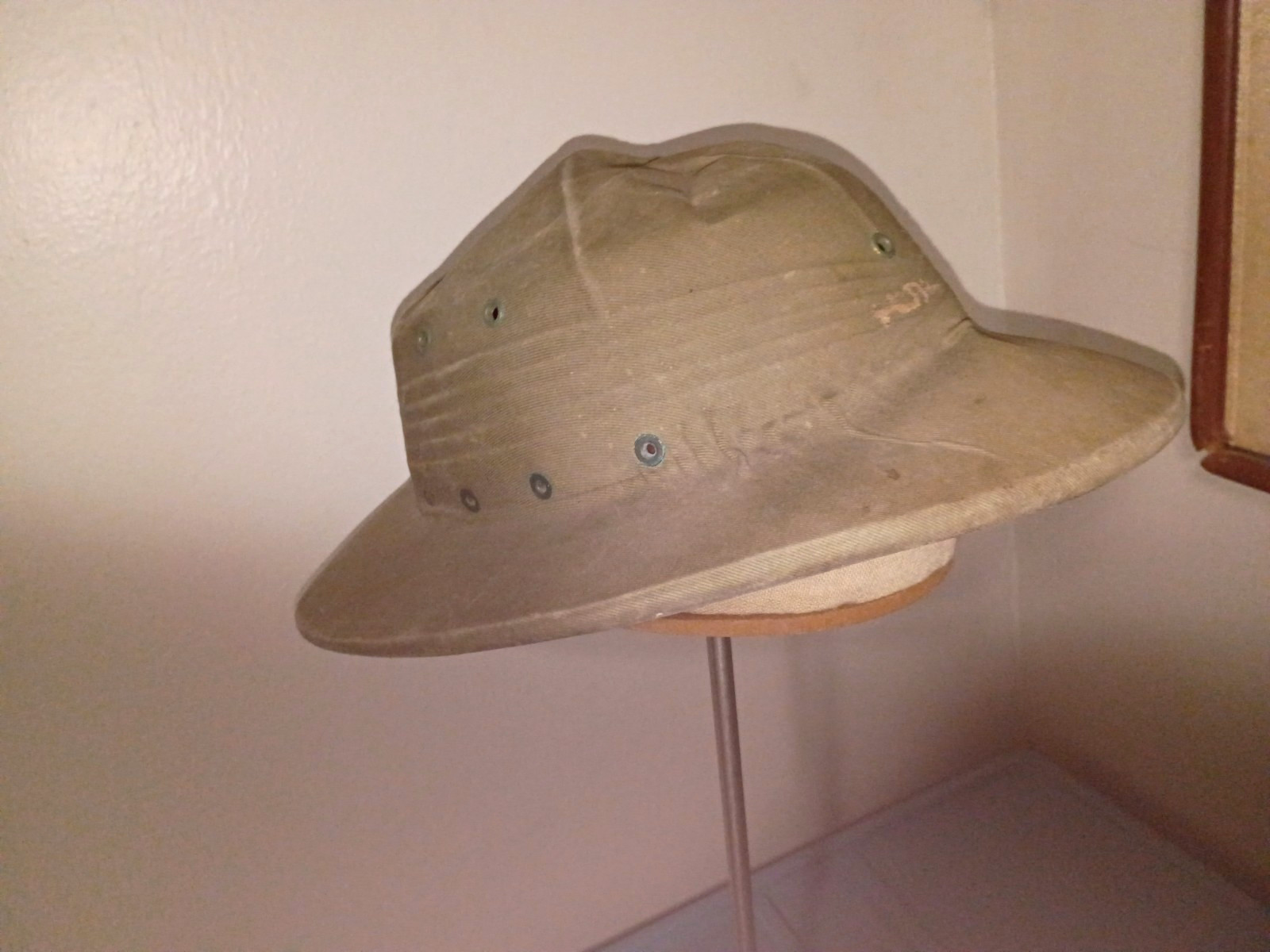 WWII USN Military Pith Helmet Khaki Sun Hat Marked "USN" US Army WWII USN Military Pith Helmet Khaki Sun Hat Marked "USN" US Army