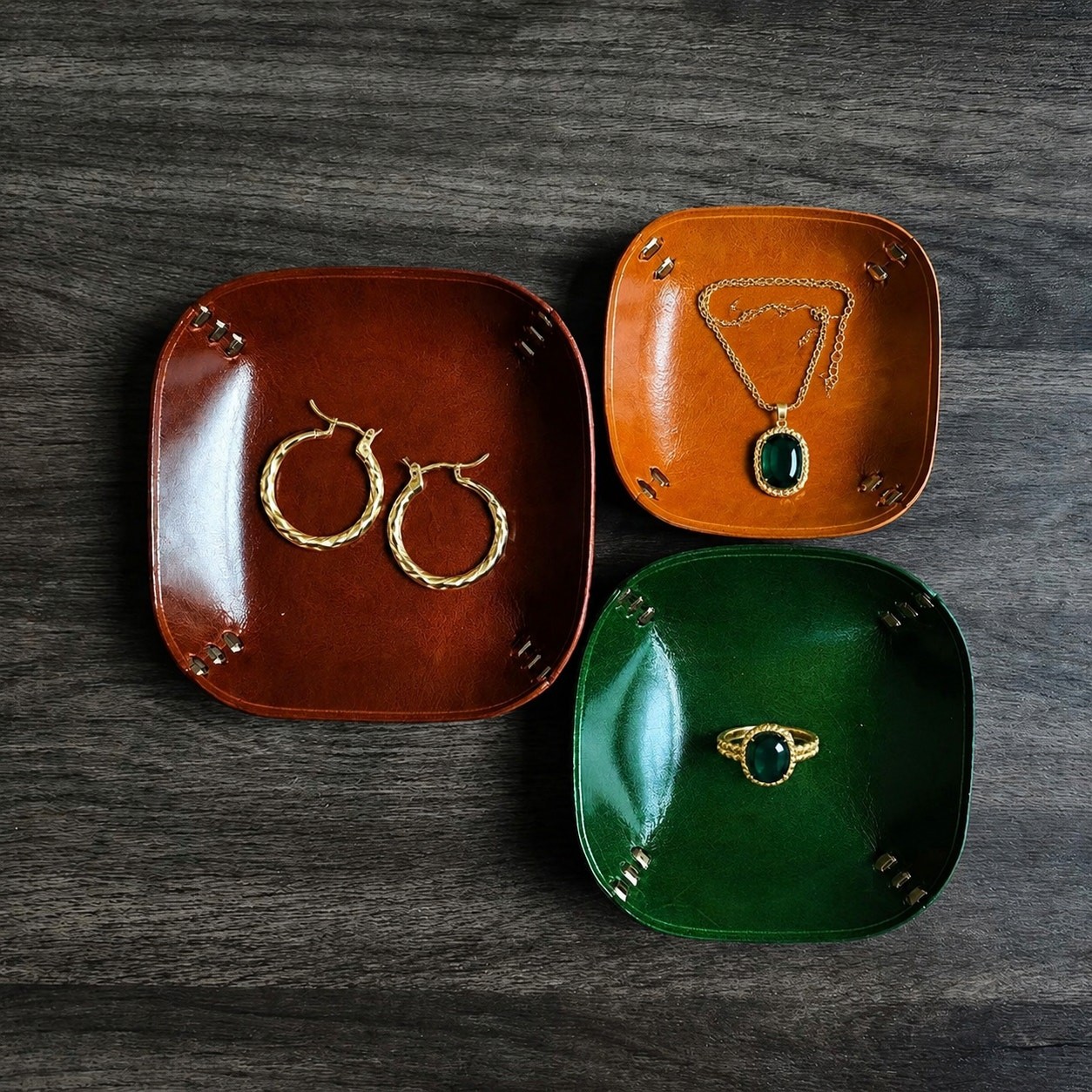 Handmade Leather Catchall Tray for Jewelry & Keys Small Items Handmade Leather Catchall Tray for Jewelry & Keys Small Items