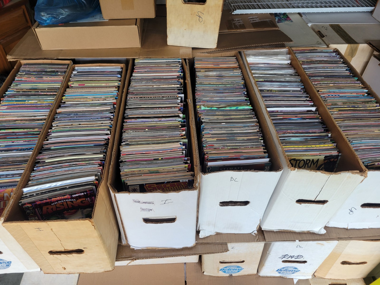 Bulk Comic Book Lot of 100 ALL Marvel Issues and Titles Bulk Comic Book Lot of 100 ALL Marvel Issues and Titles
