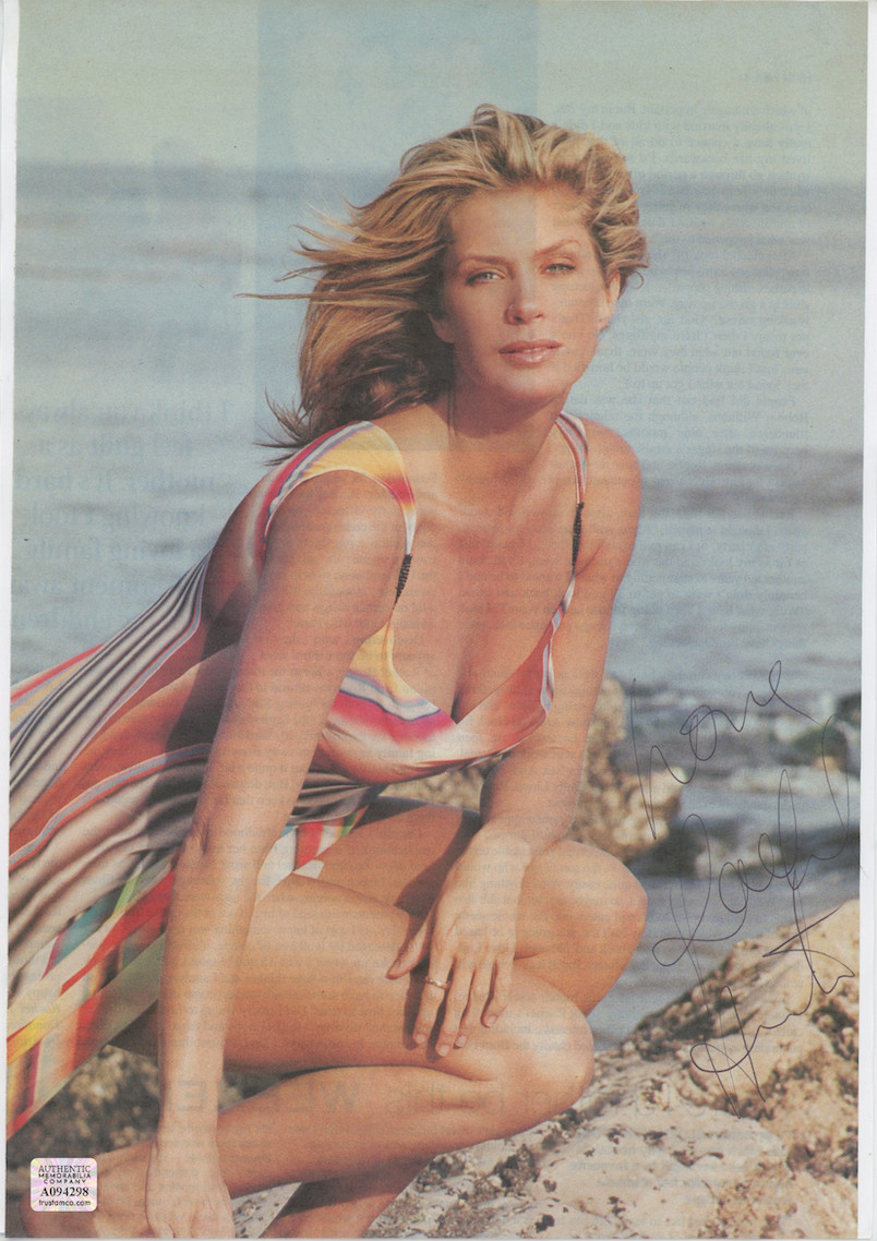 Rachel Hunter New Zealand Model Autographed Signed Magazine Photo AMCo COA 28799 Rachel Hunter New Zealand Model Autographed Signed Magazine Photo AMCo COA 28799