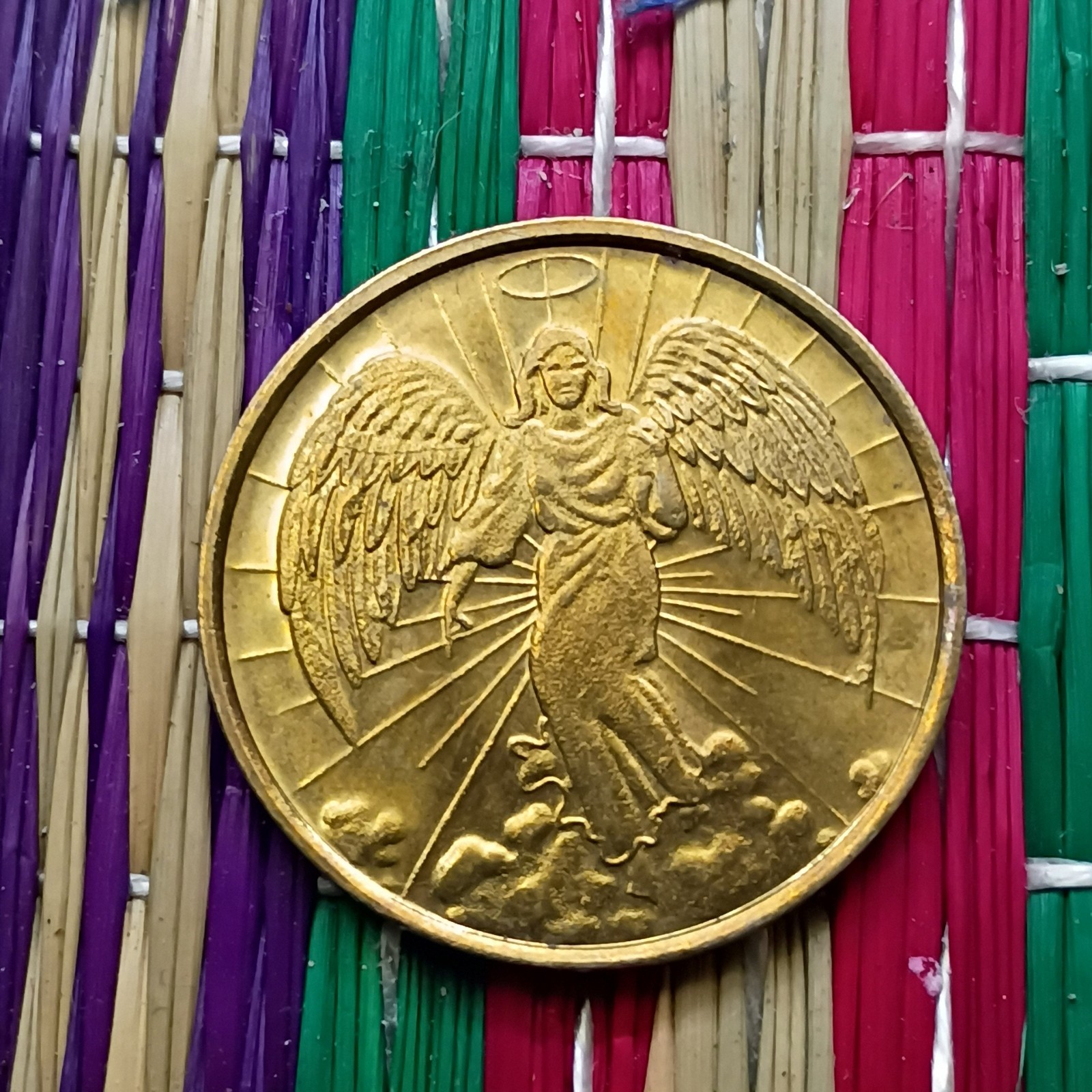 Vintage rare double sided Guardian Angel coin/gold religious prayer coin Vintage rare double sided Guardian Angel coin/gold religious prayer coin