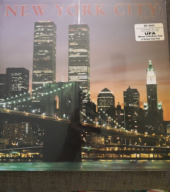 2002 NEW YORK TWIN TOWERS Calendar, Printed 2001, ONE 0F A KIND, orginal wrap. 2002 NEW YORK TWIN TOWERS Calendar, Printed 2001, ONE 0F A KIND, orginal wrap.