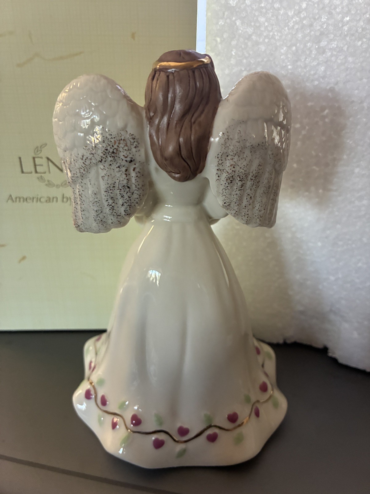 Lenox "American By Design" Heavenly Hearts Angel 5.8" Tall Figurine Lenox "American By Design" Heavenly Hearts Angel 5.8" Tall Figurine