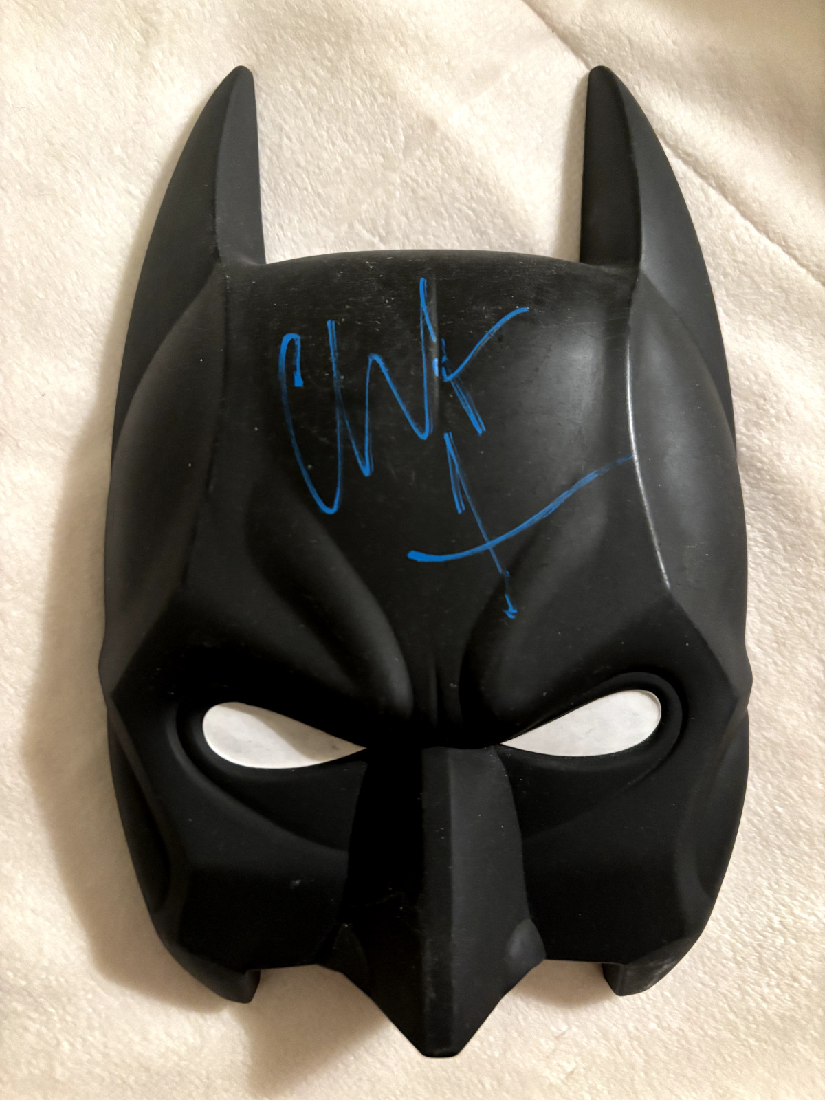 The Dark Knight (Limited Edition Mask & 2 DVDs) SIGNED by Christian Bale