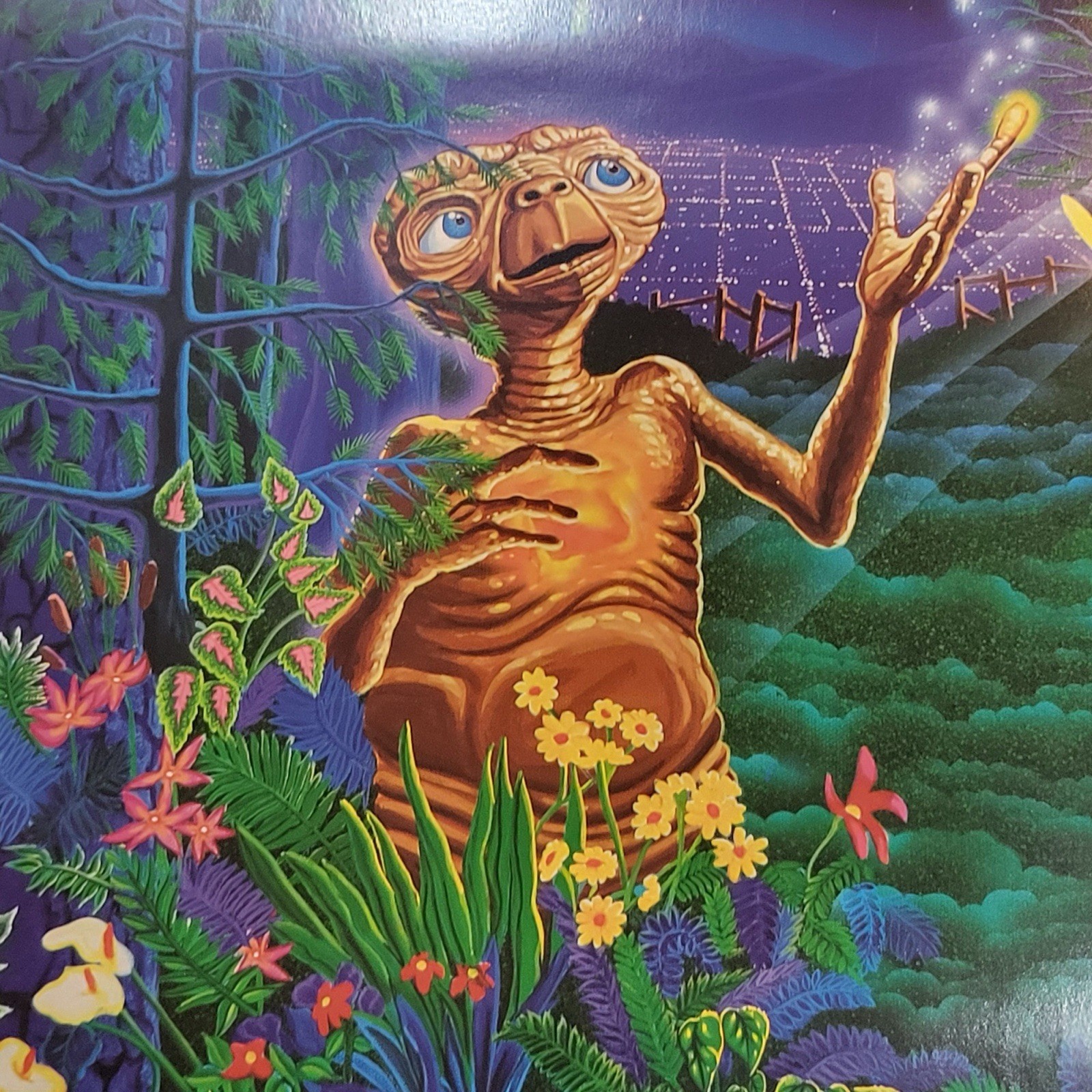 1992 E.T limited lithograph movie poster 36" x 24" signed Melanie Taylor Kens. 1992 E.T limited lithograph movie poster 36" x 24" signed Melanie Taylor Kens.