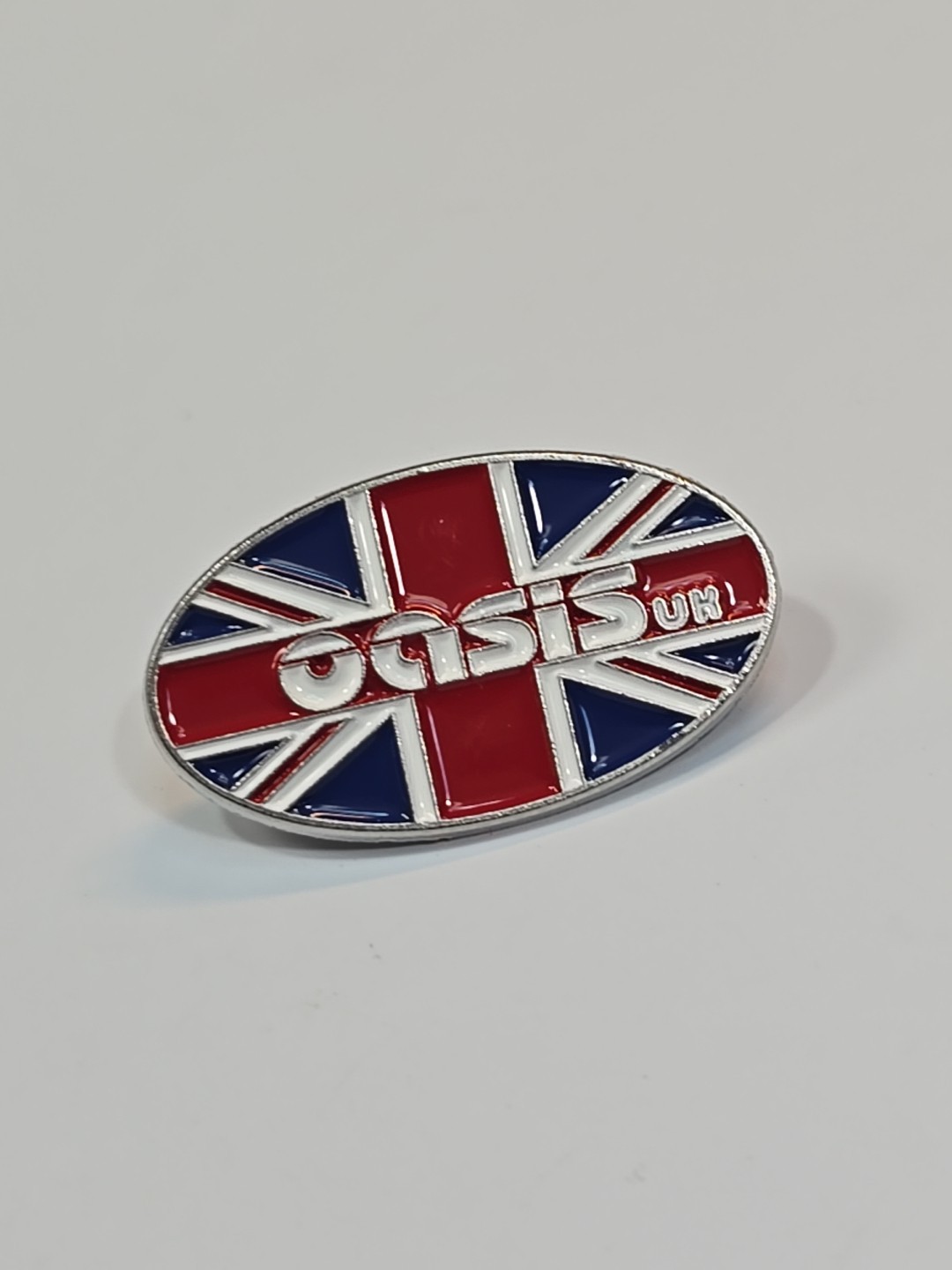 Oasis UK Lapel Pin English Rock Band British Flag Union Jack Oasis UK Lapel Pin English Rock Band British Flag Union Jack