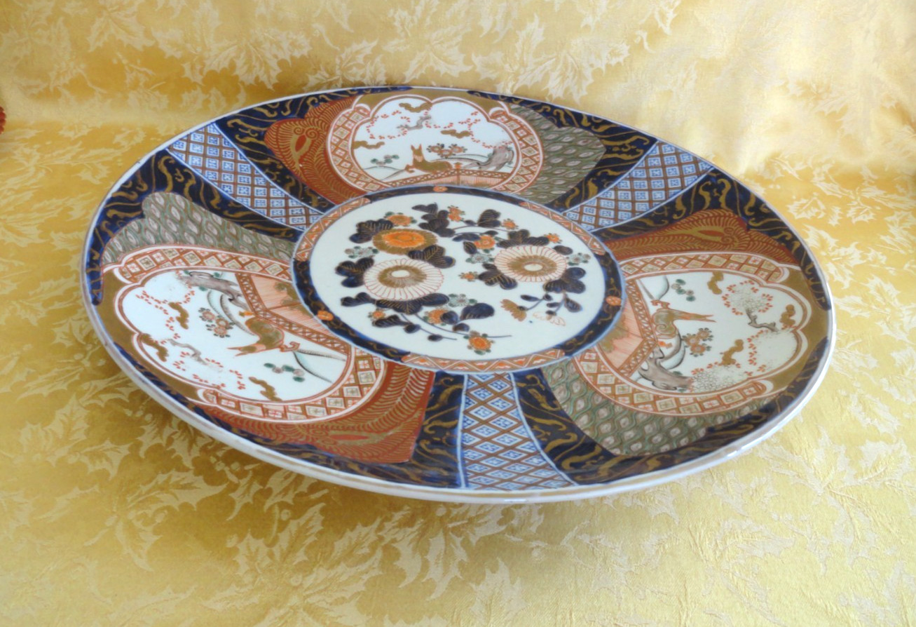 Large 17.75" Japanese Yamatoku Hand Painted Imari Charger Plate Ca. 1910-1920 Large 17.75" Japanese Yamatoku Hand Painted Imari Charger Plate Ca. 1910-1920