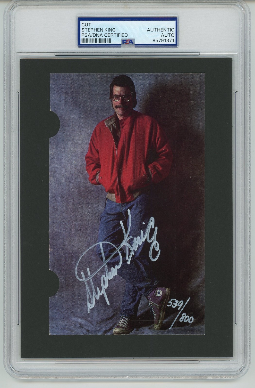 Stephen King ~ Signed Autographed Vintage Photograph ~ PSA DNA Encased Stephen King ~ Signed Autographed Vintage Photograph ~ PSA DNA Encased