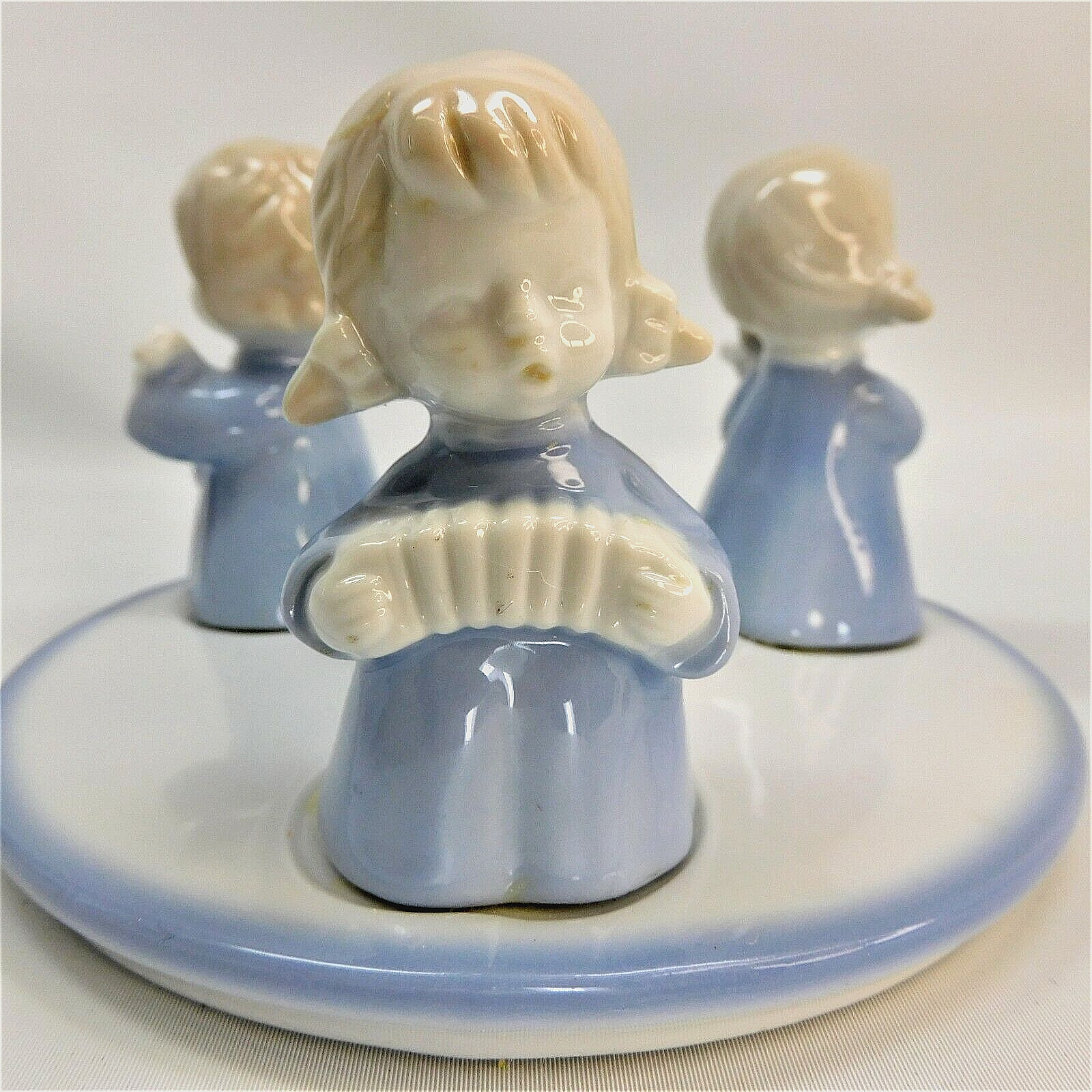 Vtg Colonial Candle Candle Holder Little Musicians Blue & White Japan Christmas