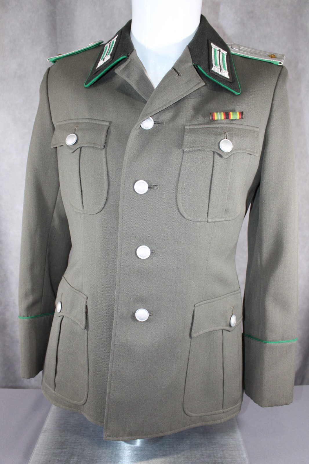 DDR NVA East German Army EARLY DARK COLLAR Grenztruppen Uniform Jacket Officer DDR NVA East German Army EARLY DARK COLLAR Grenztruppen Uniform Jacket Officer