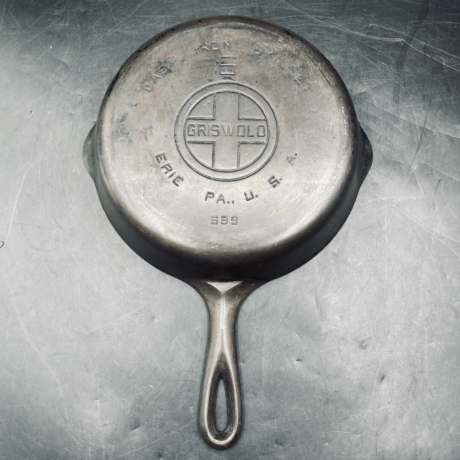 Griswold Cast Iron Skillet #6 699 Large Block Logo Double Pour Sits Flat No Wbl