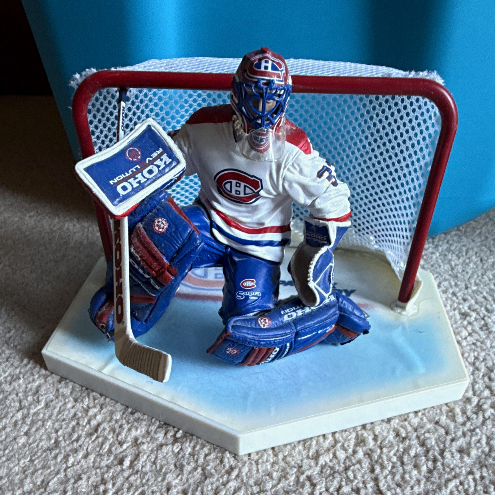 McFarlane Patrick Roy Montreal Canadiens NHL Goalie Figure w/ Stand Net Stick