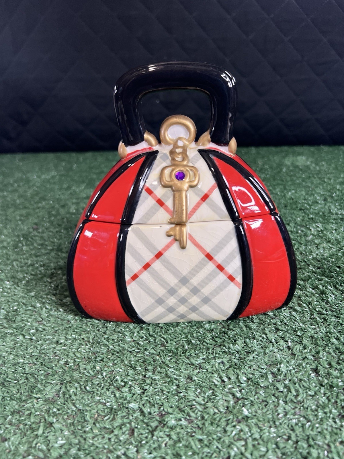 David's Cookies Ceramic Purse Plaid Cookie Jar Red Black Gold White with Lid 7in