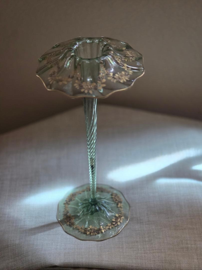 Stunning Mont Joye Legas: Rare Green Glass Vase/Fine Condition/Pre-Owned Stunning Mont Joye Legas: Rare Green Glass Vase/Fine Condition/Pre-Owned